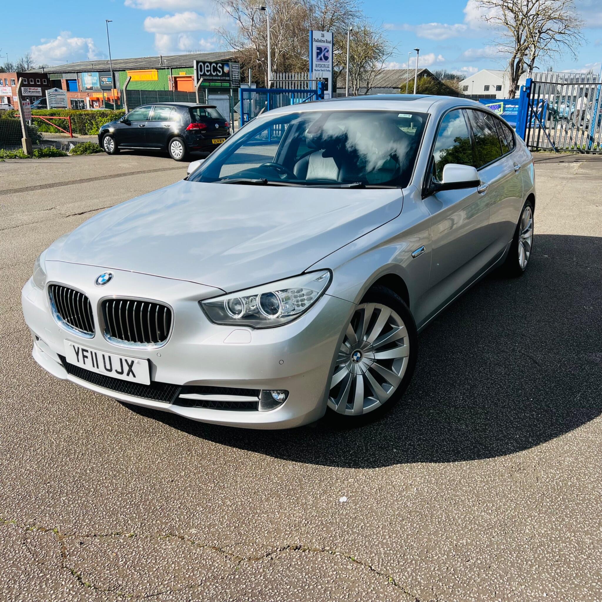 BMW 5 Series view 2