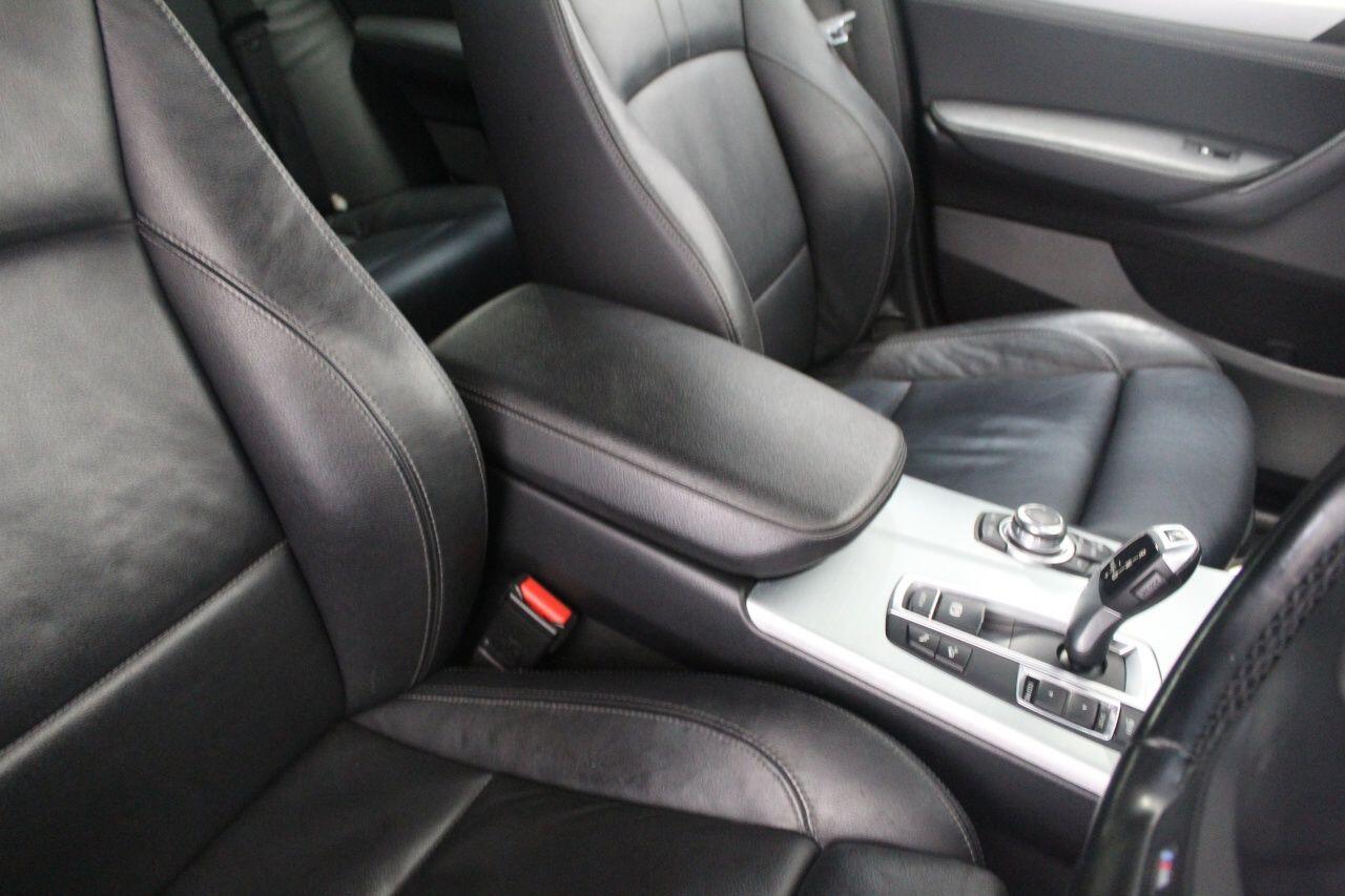 BMW X3 view 45