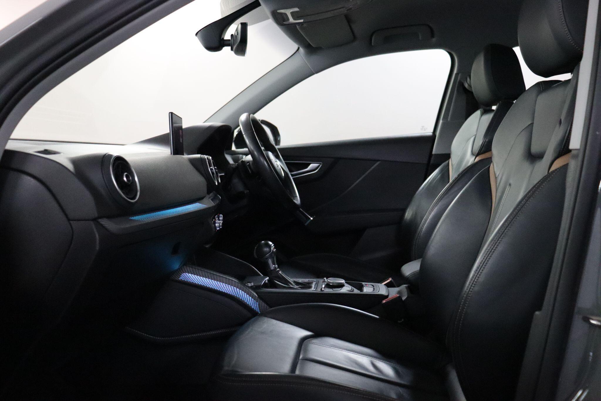 Audi Q2 view 41