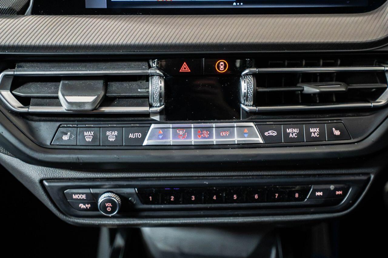 BMW 2 Series view 38
