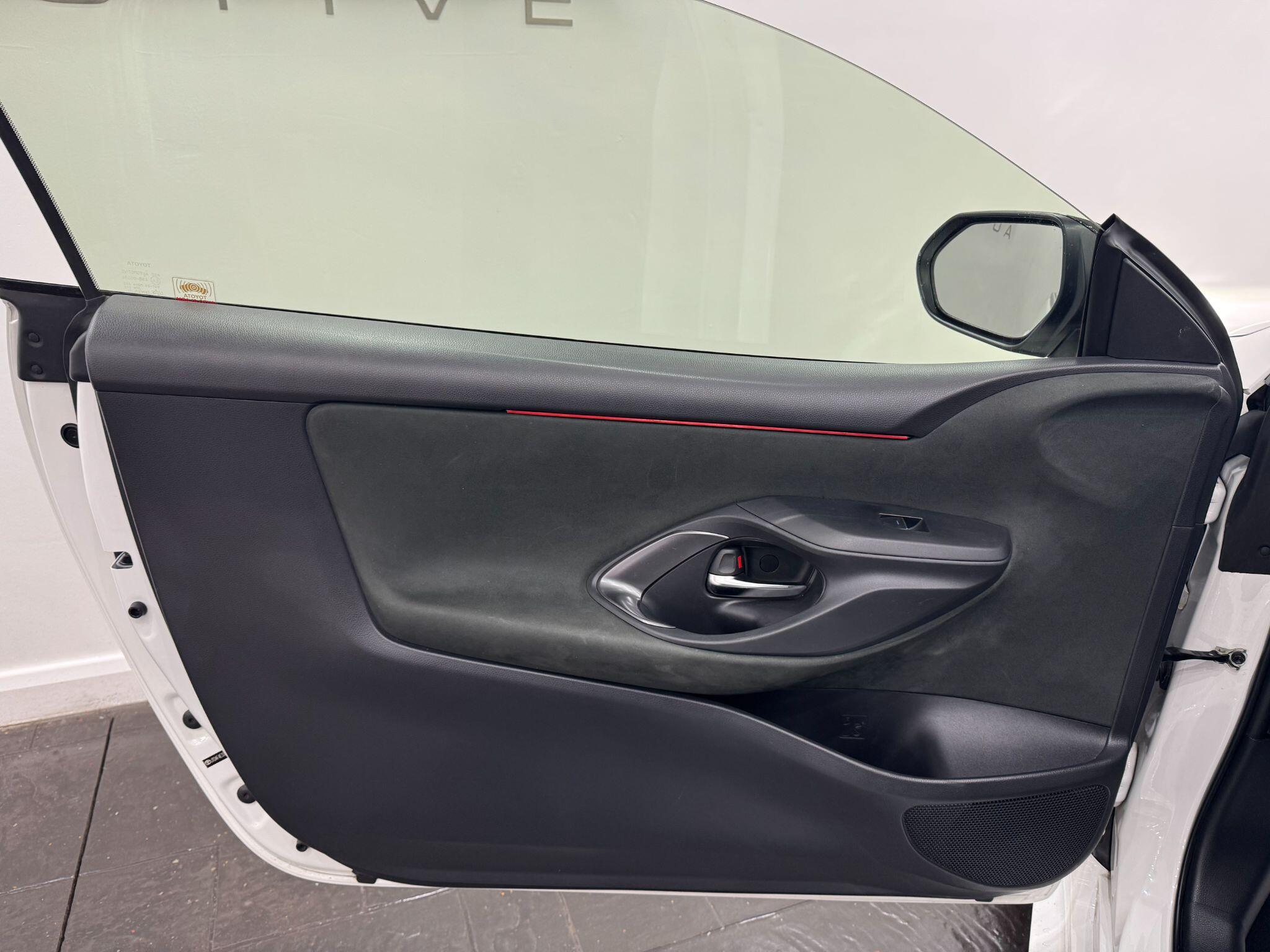 Toyota Yaris view 42
