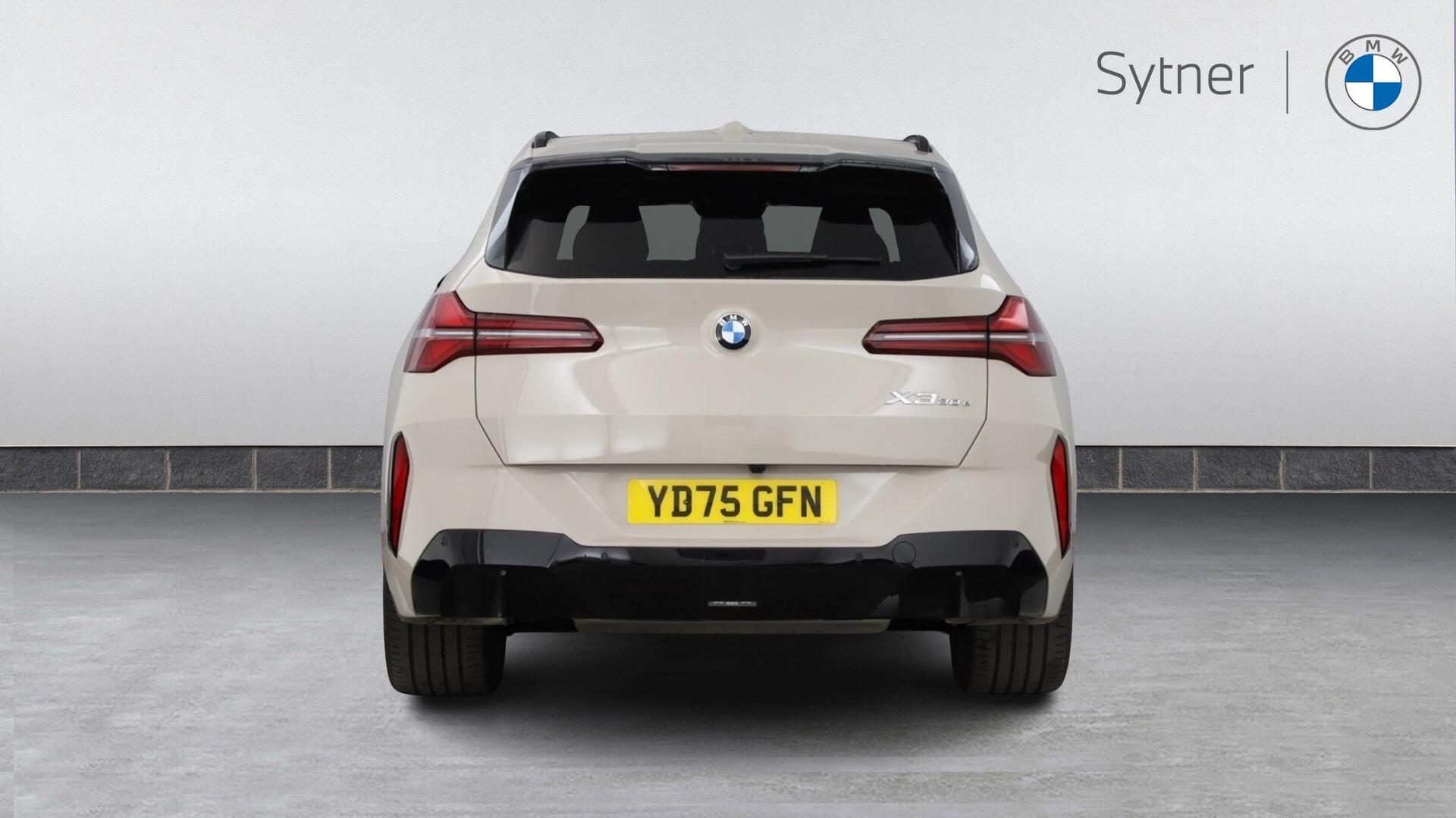 BMW X3 view 15