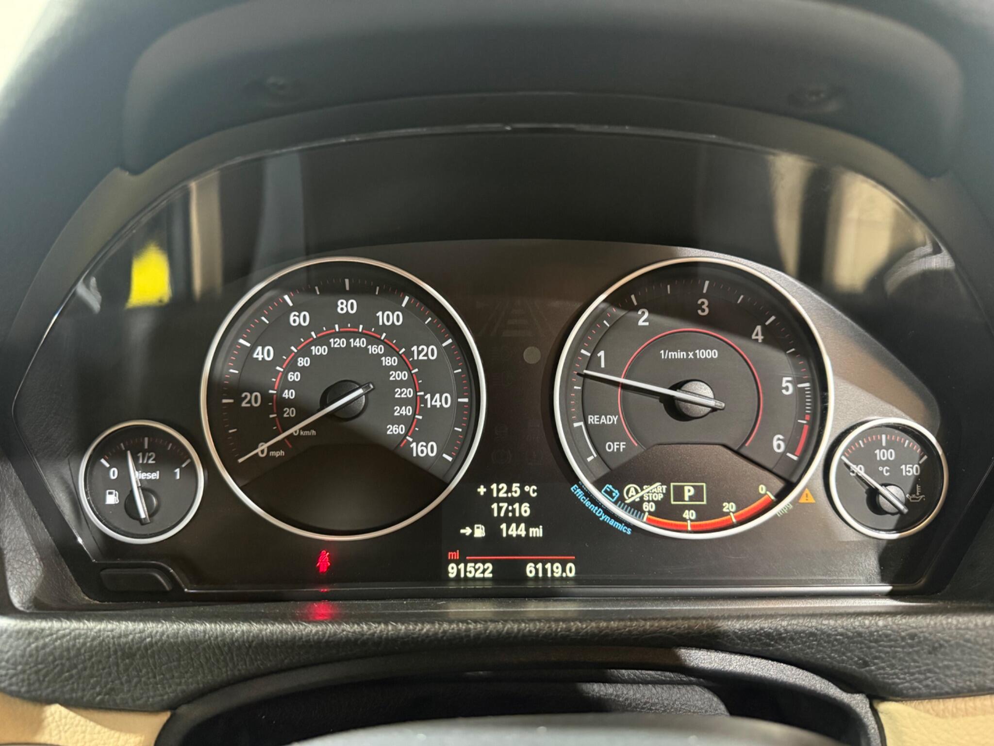 BMW 3 Series view 29