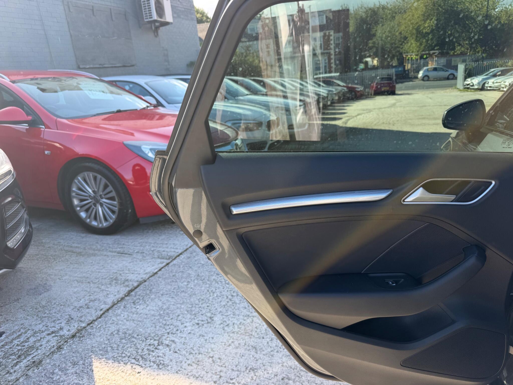 Audi A3 view 25