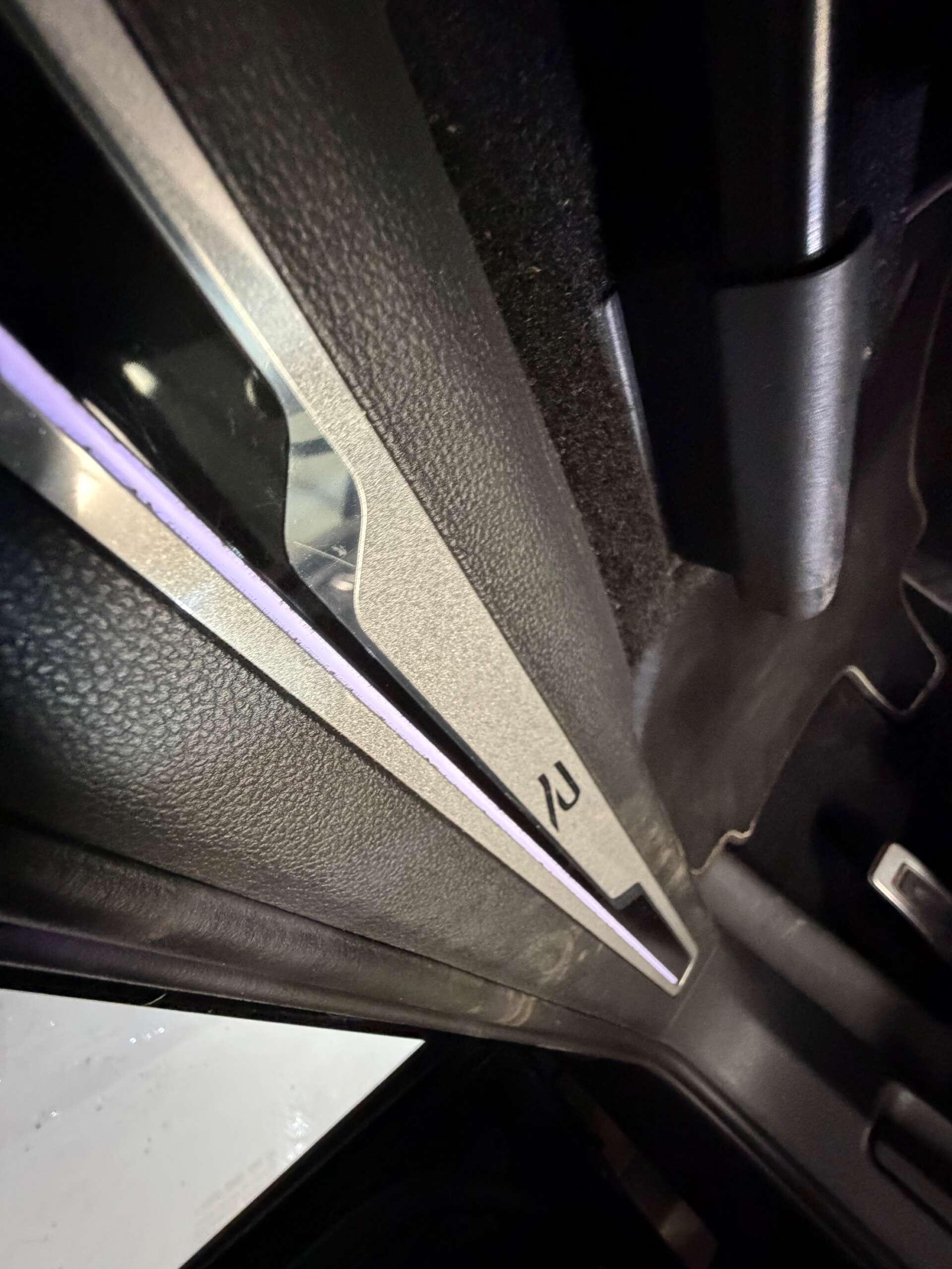 Volkswagen Tiguan view 18