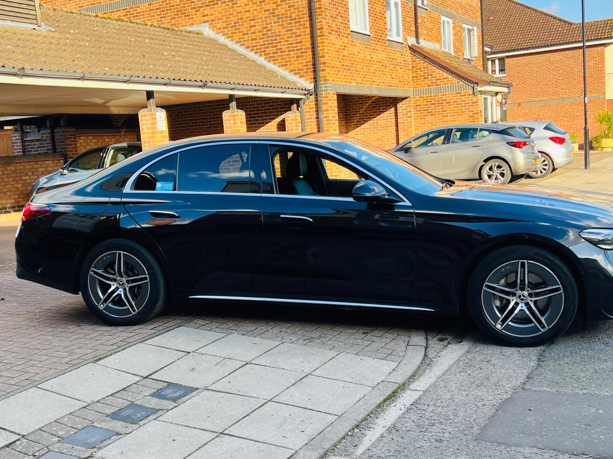 Mercedes-Benz E Class main image