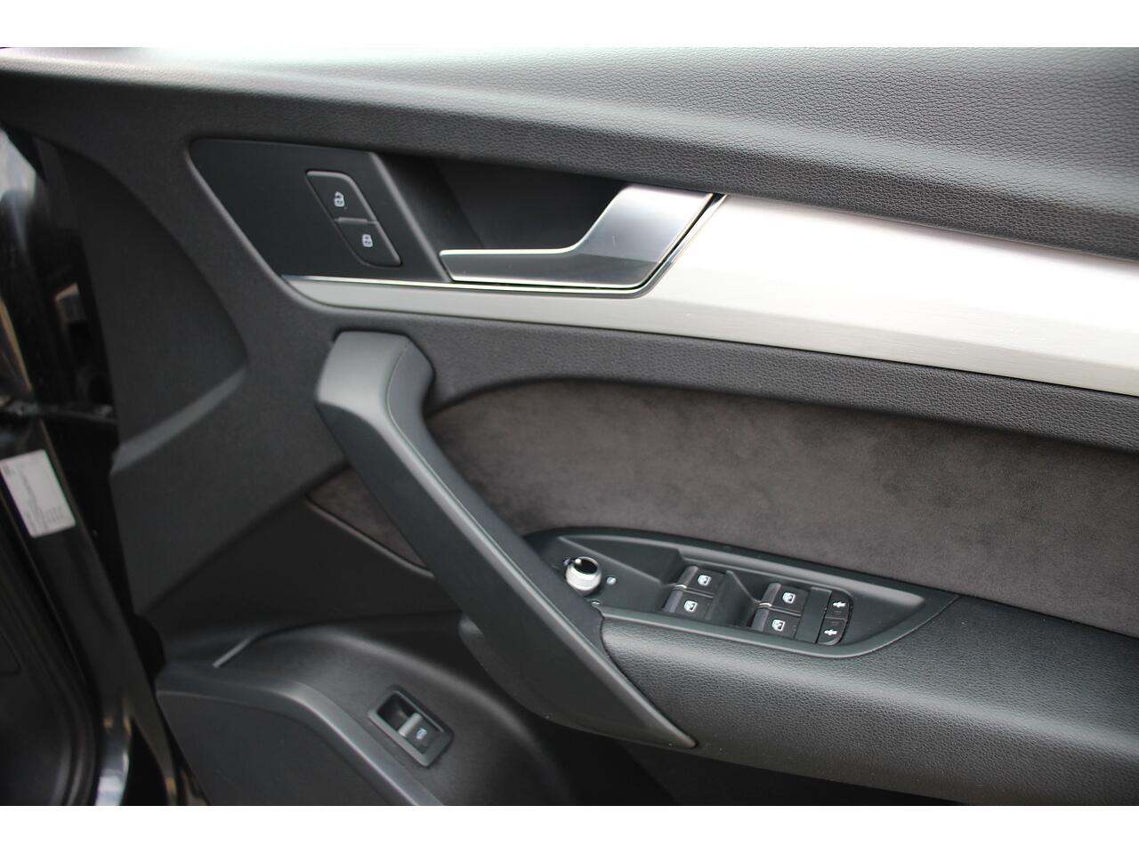 Audi Q5 view 37