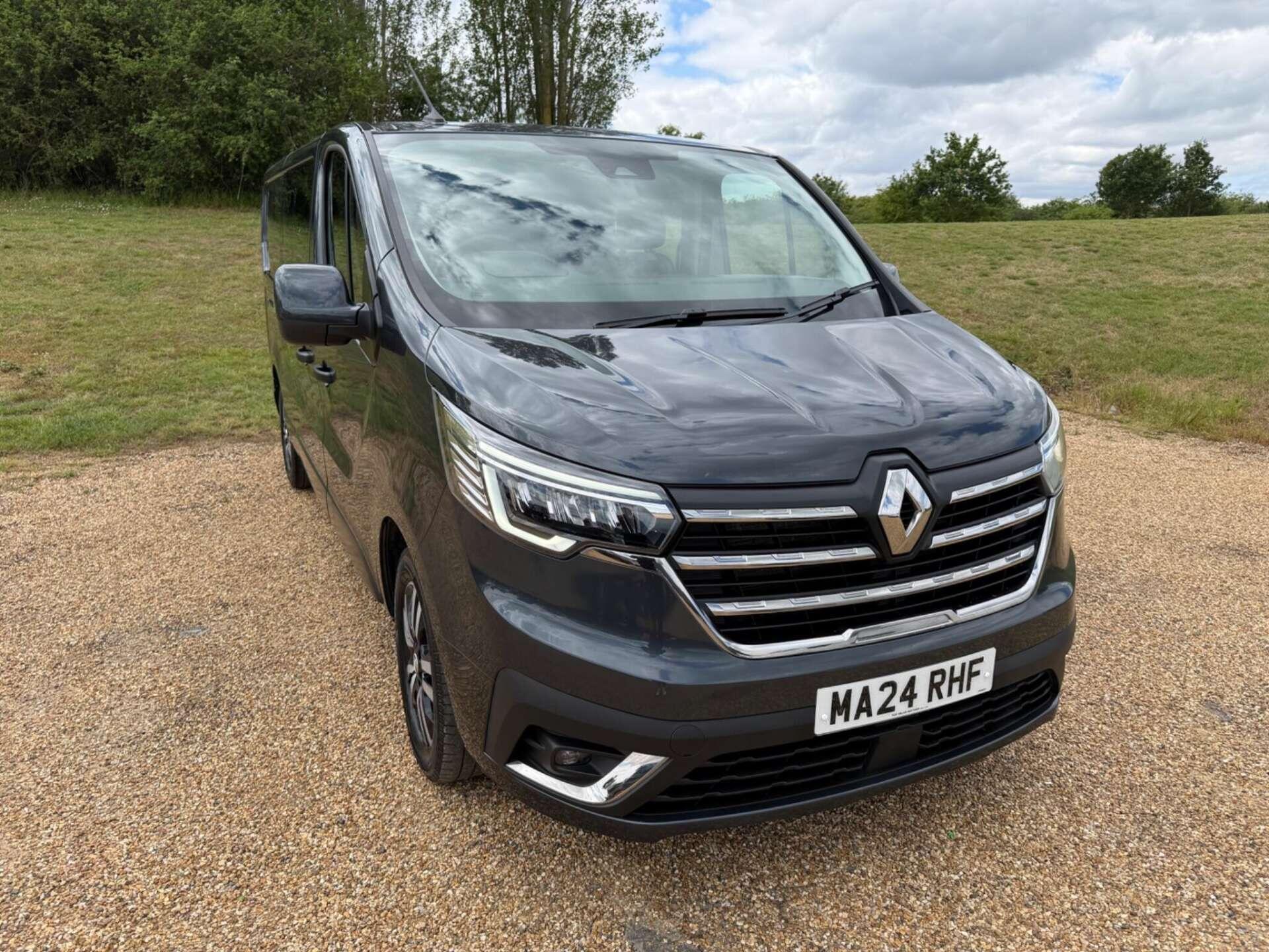 Renault Trafic main image