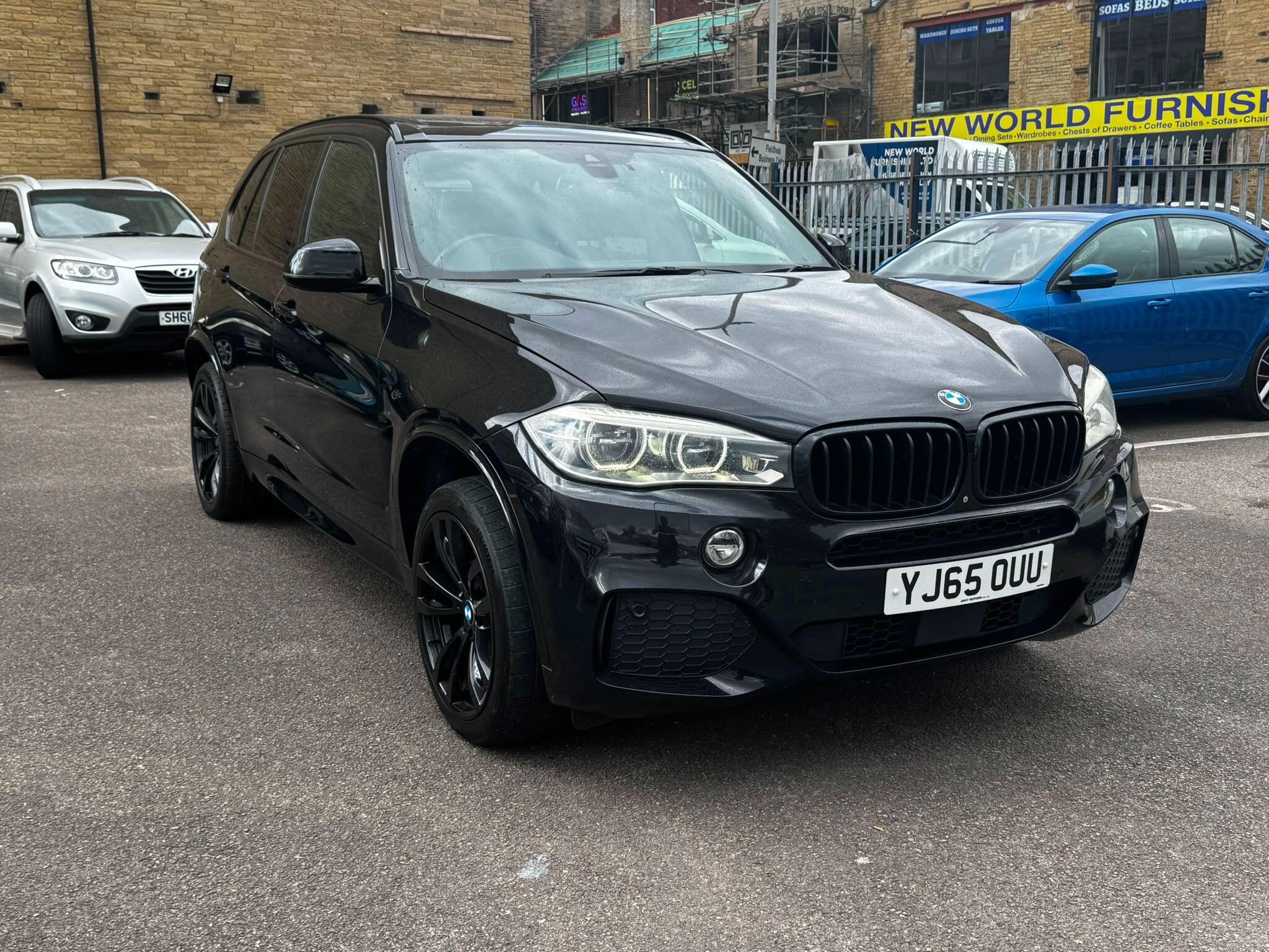 BMW X5 view 7