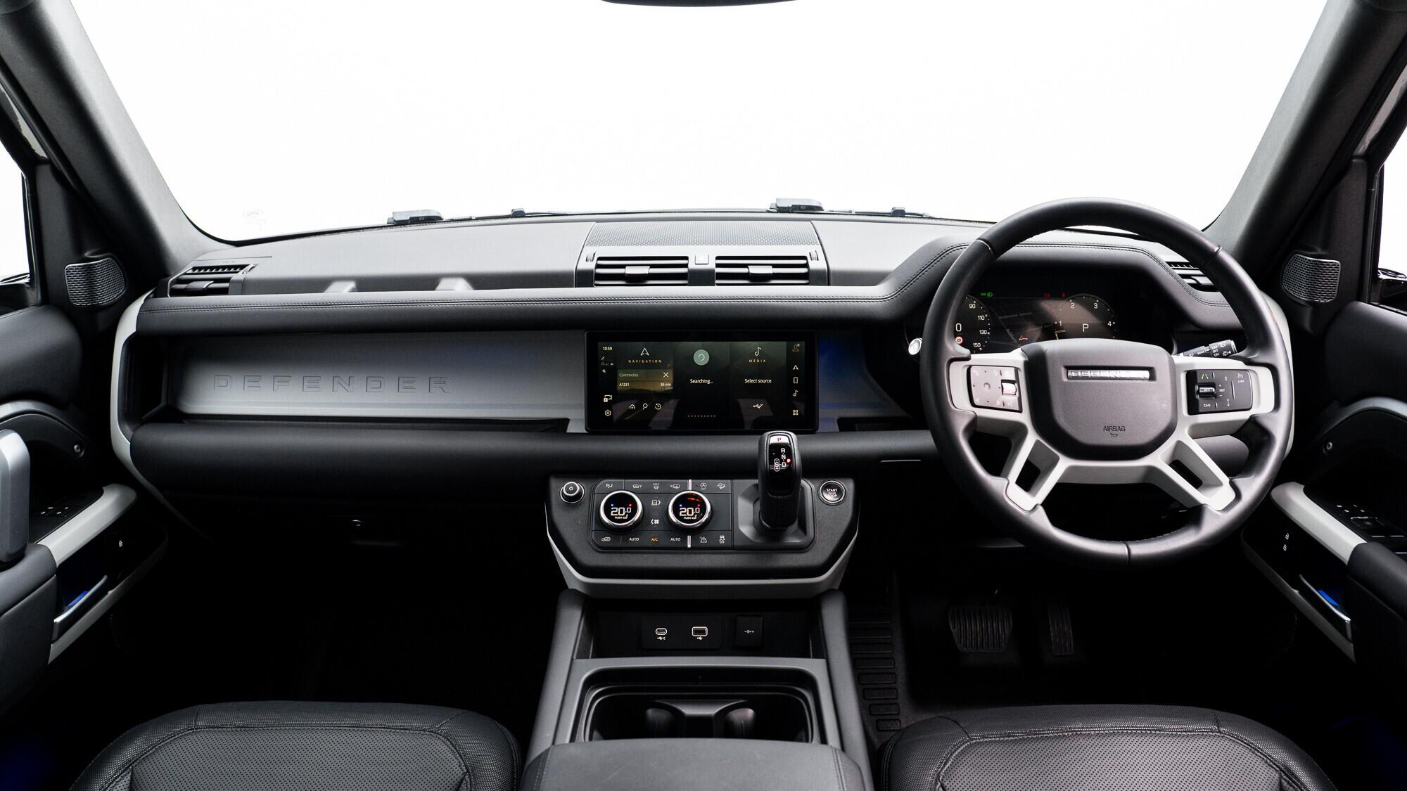 Land Rover Defender view 5