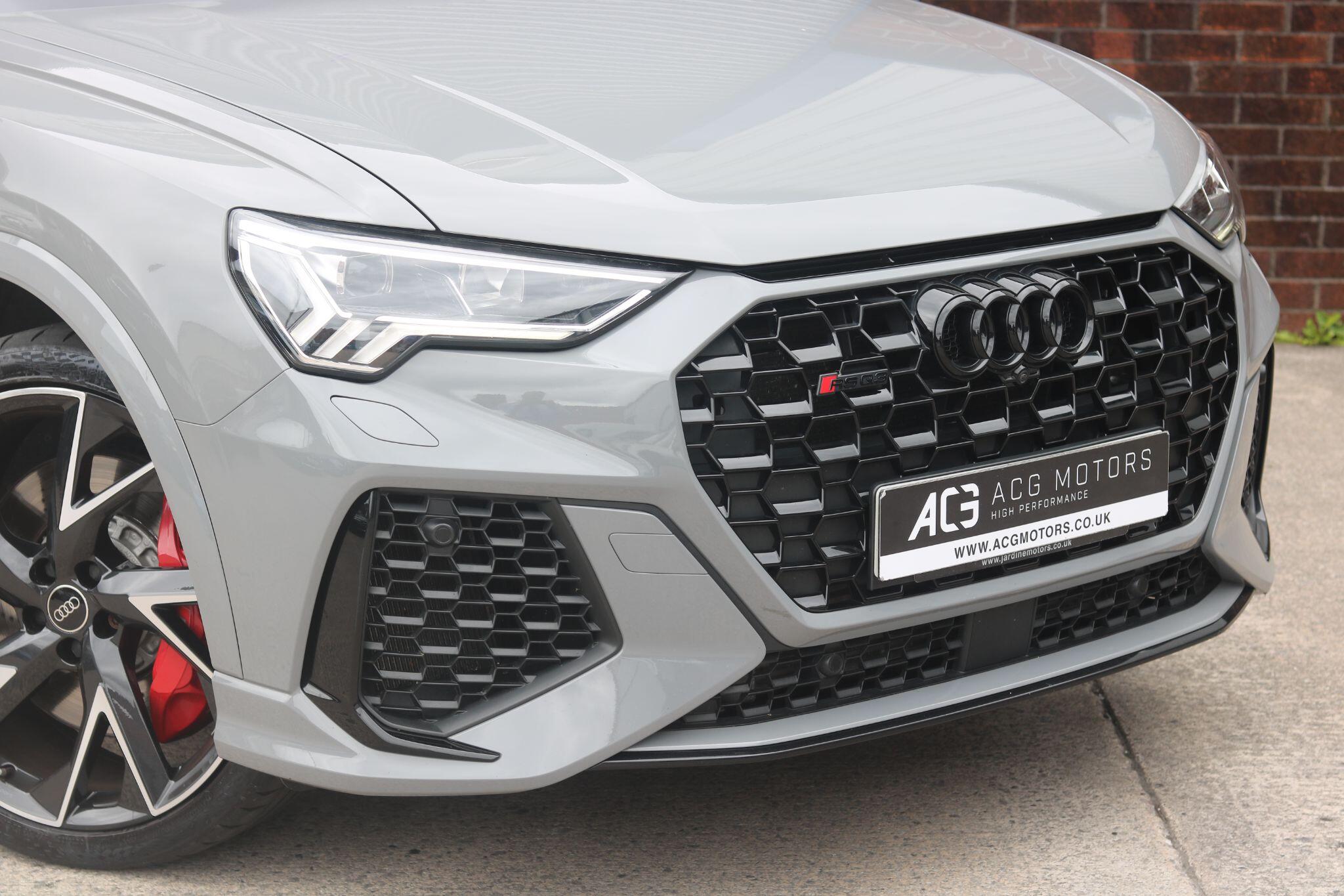 Audi RS Q3 view 7