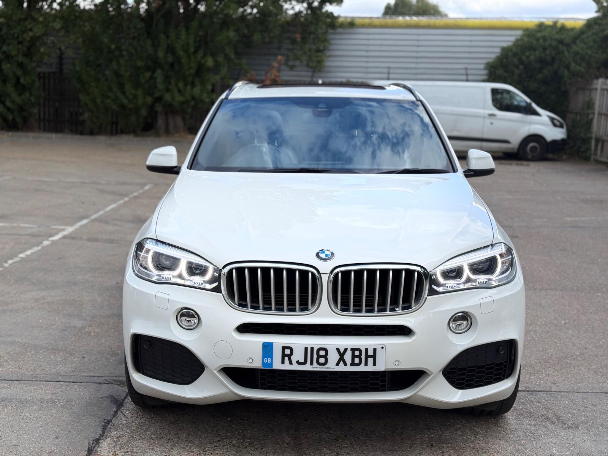 BMW X5 view 2