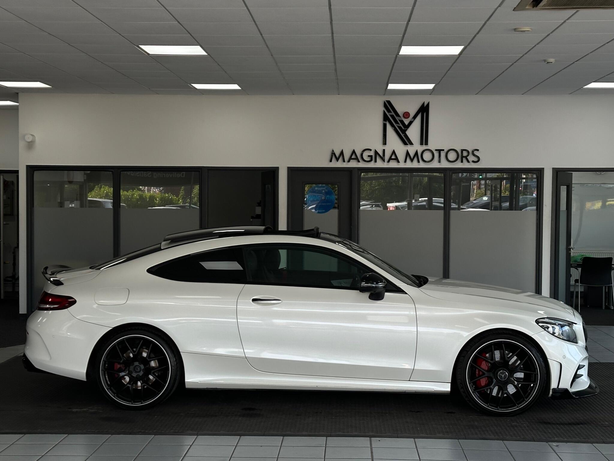 Mercedes-Benz C Class view 4