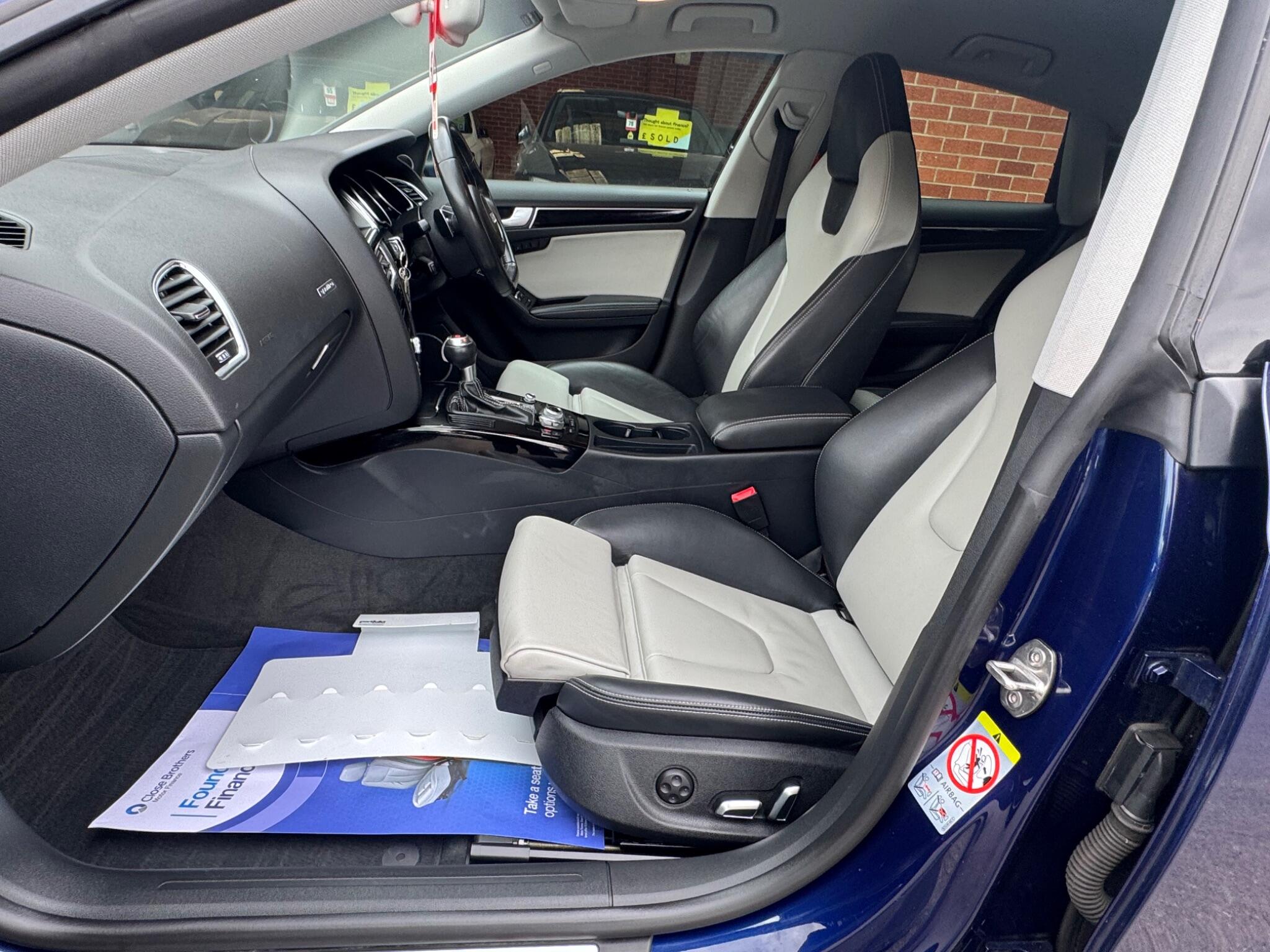 Audi S5 view 7