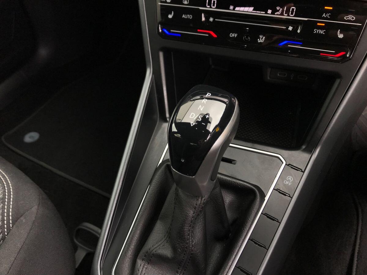 Volkswagen Polo view 25