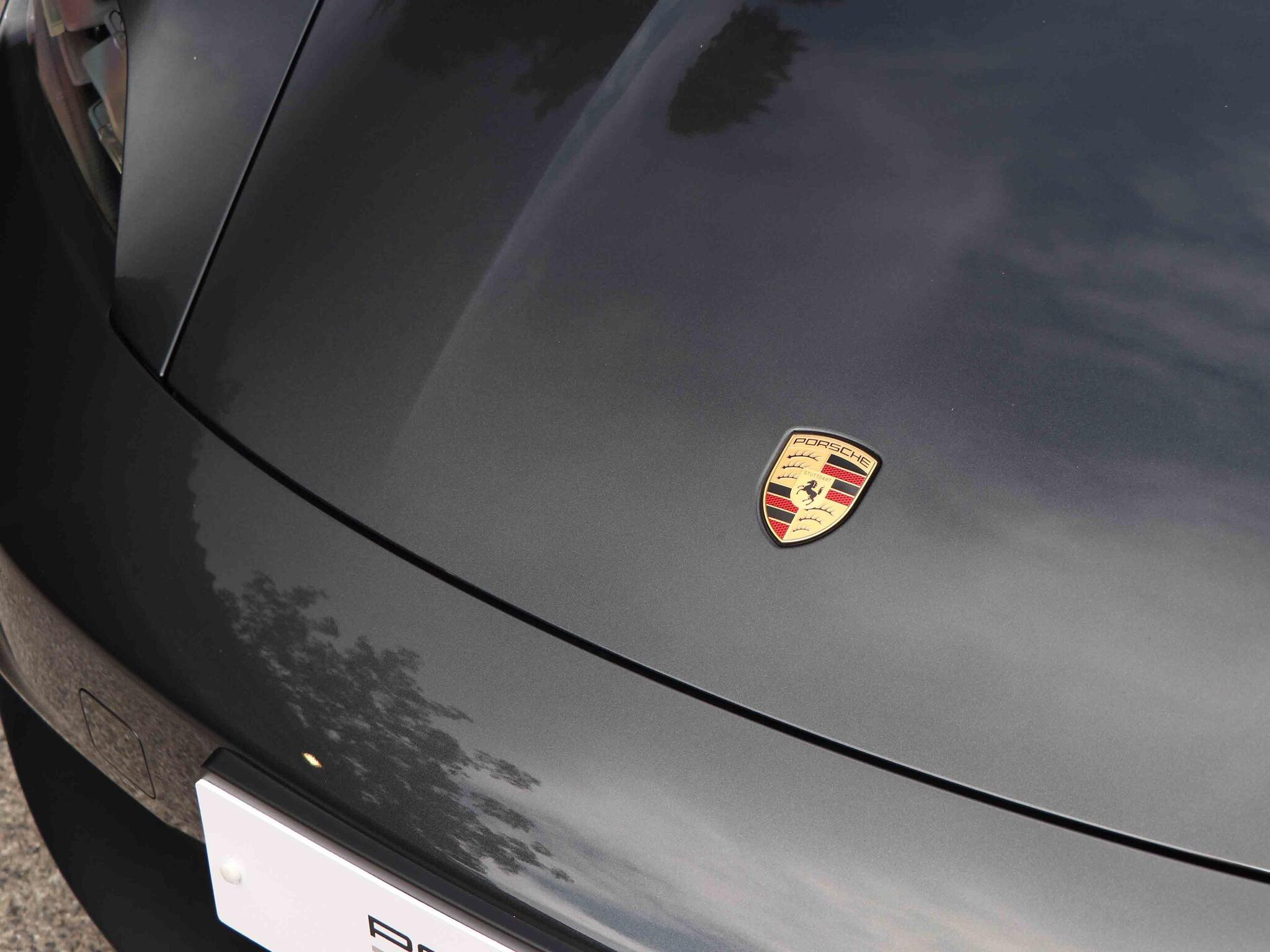 Porsche Taycan view 33