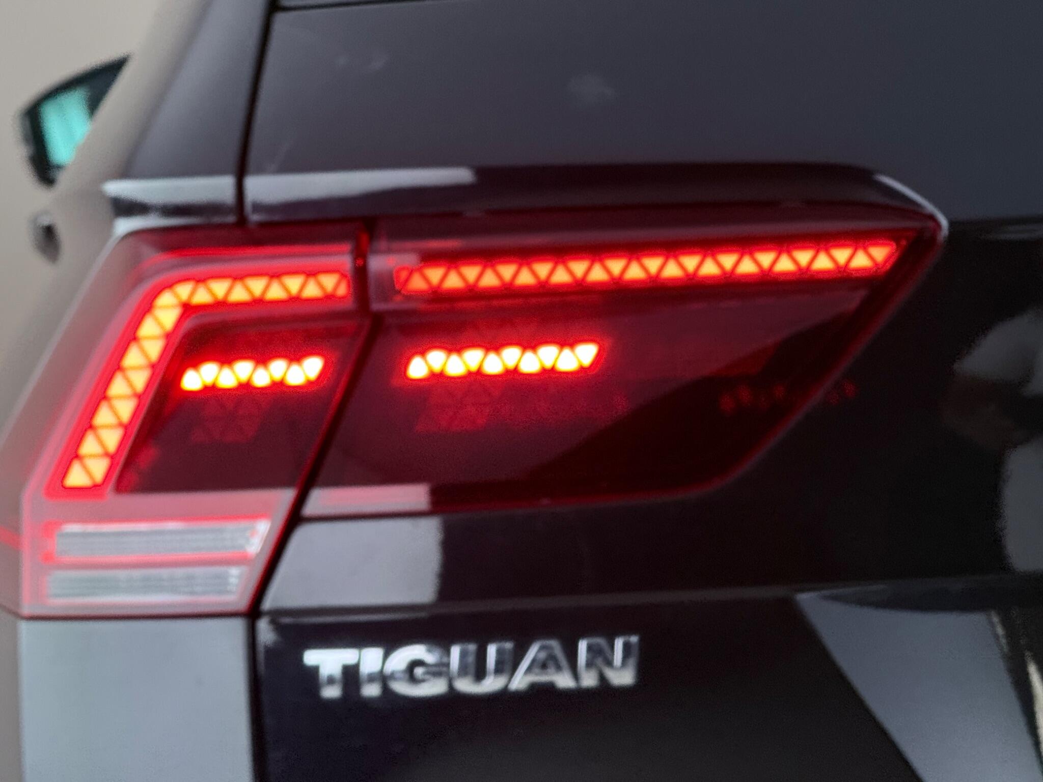 Volkswagen Tiguan view 11