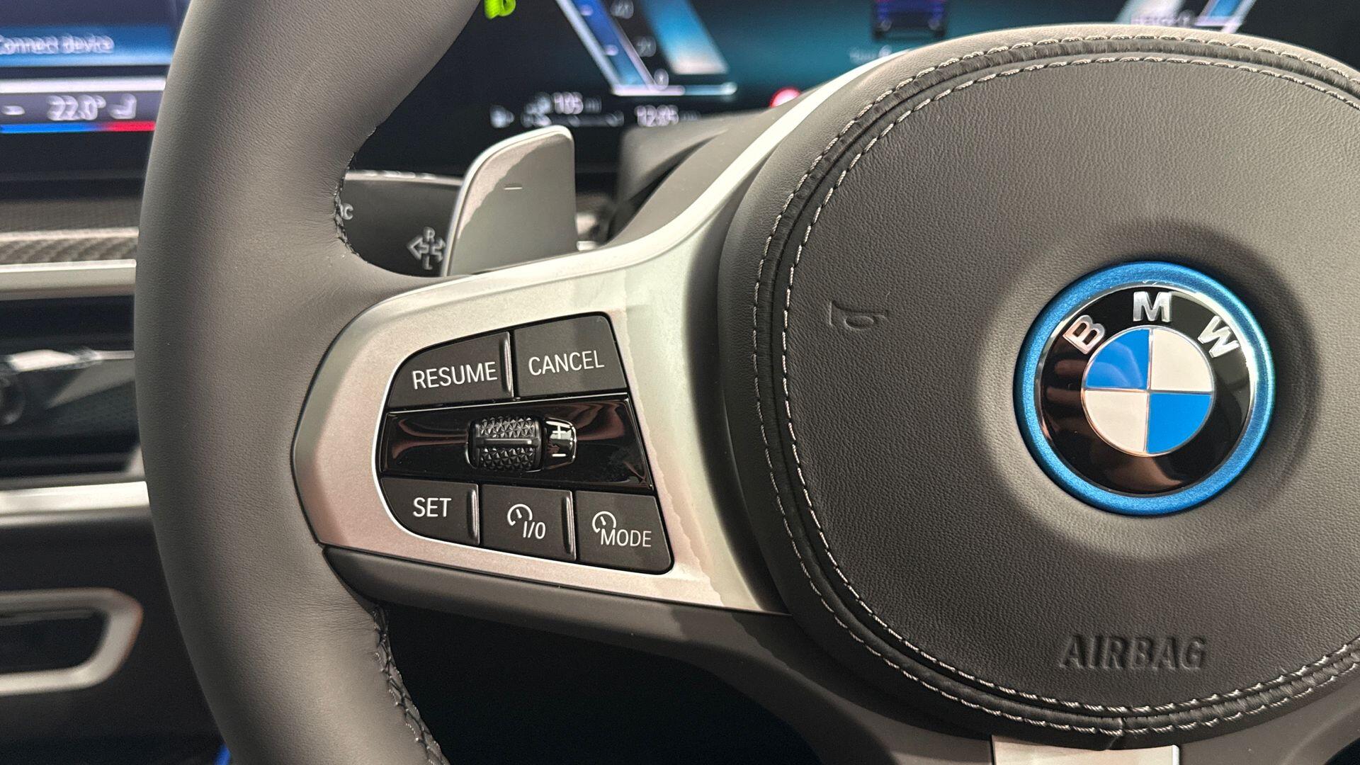 BMW X5 view 17