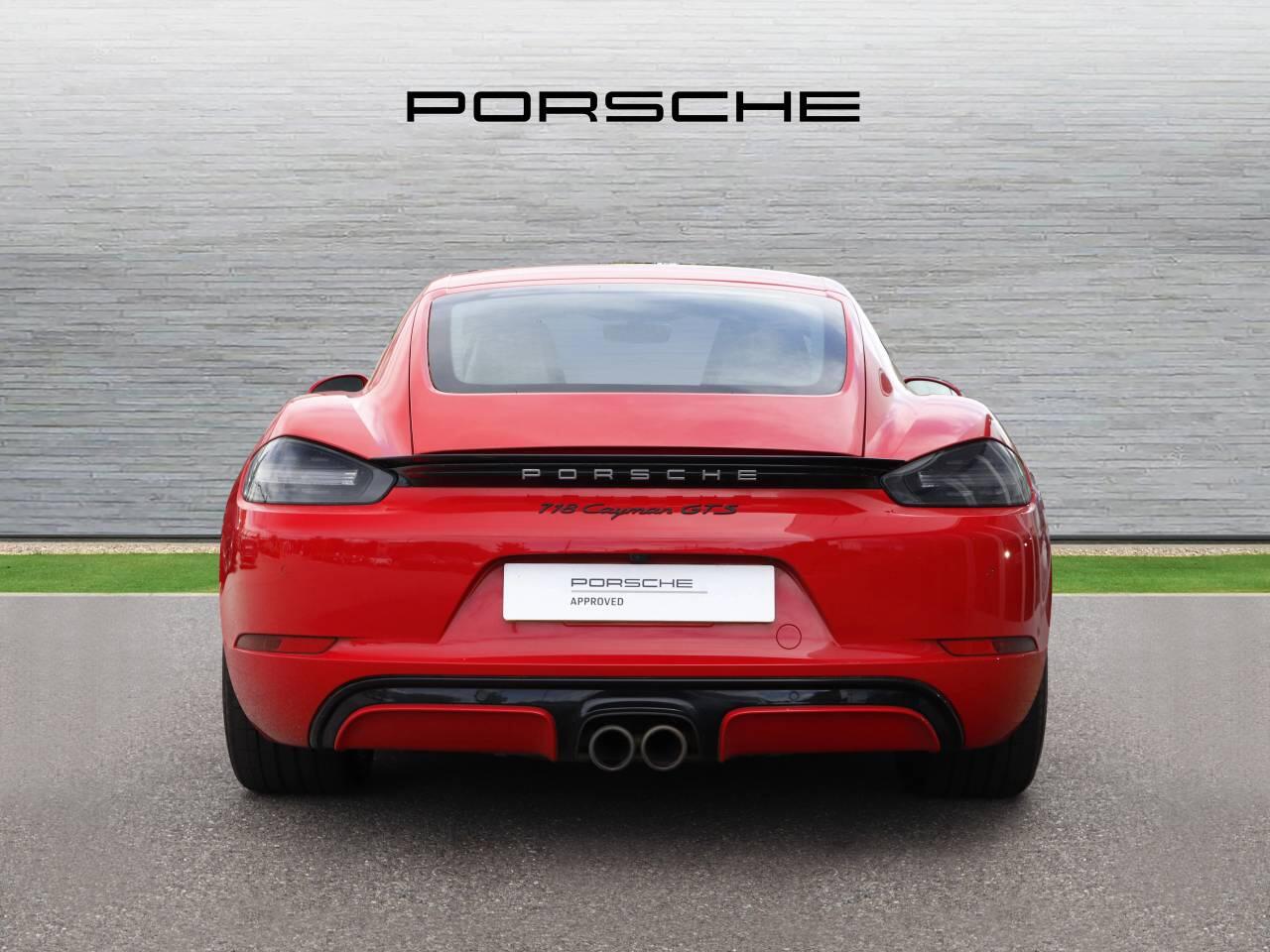 Porsche Cayman view 8