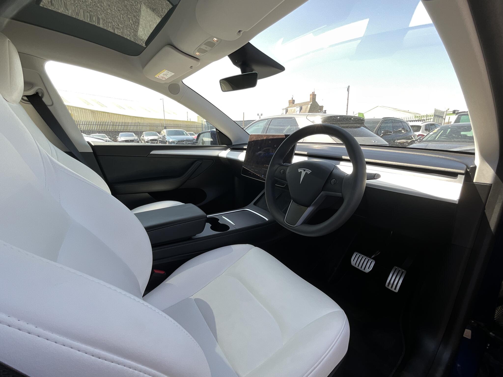 Tesla Model Y view 7
