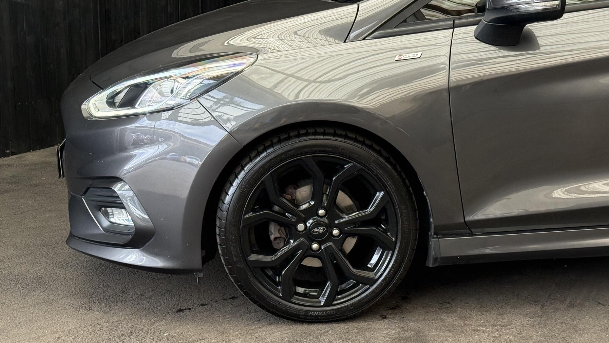 Ford Fiesta view 10