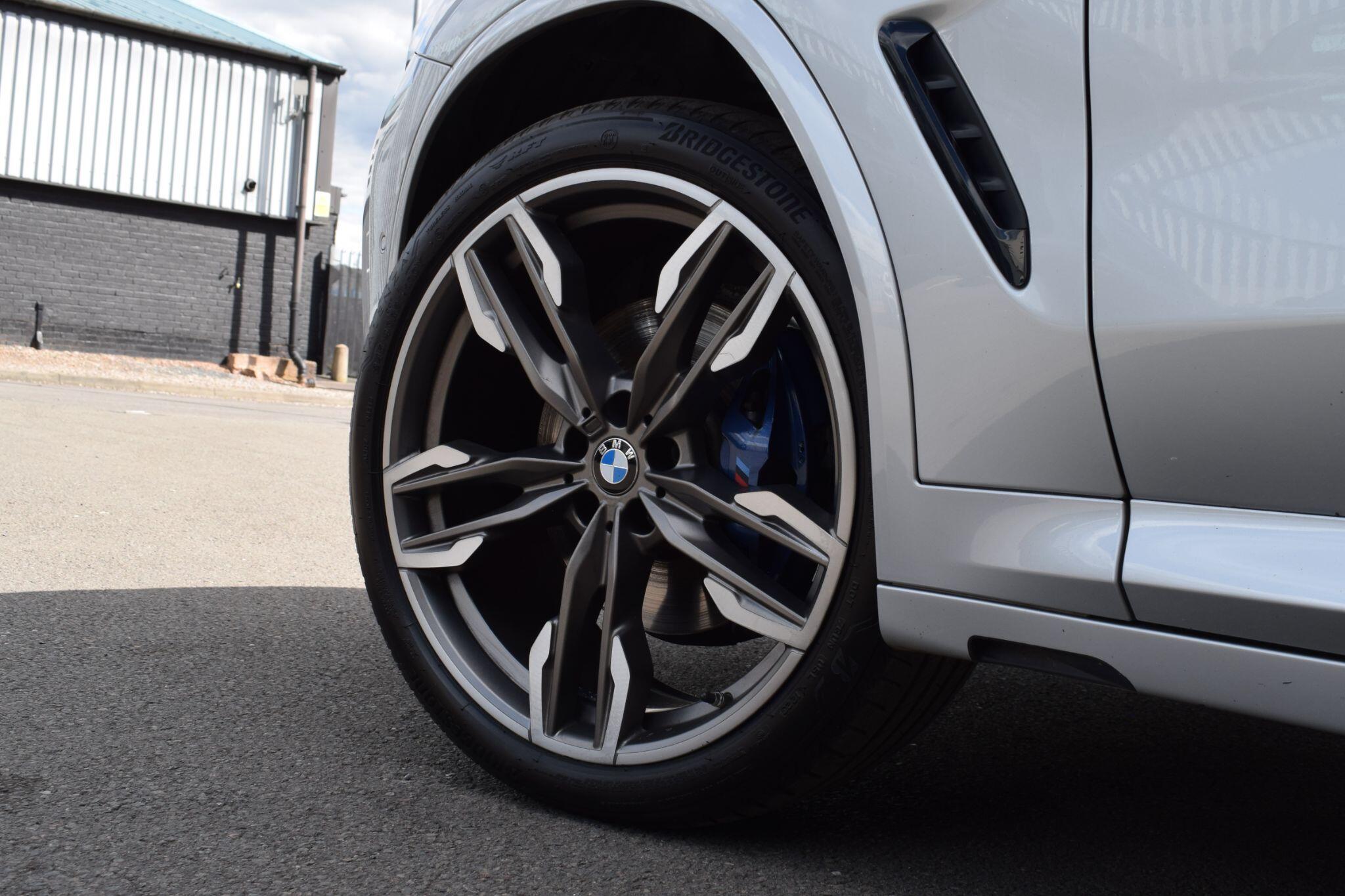BMW X4 view 34