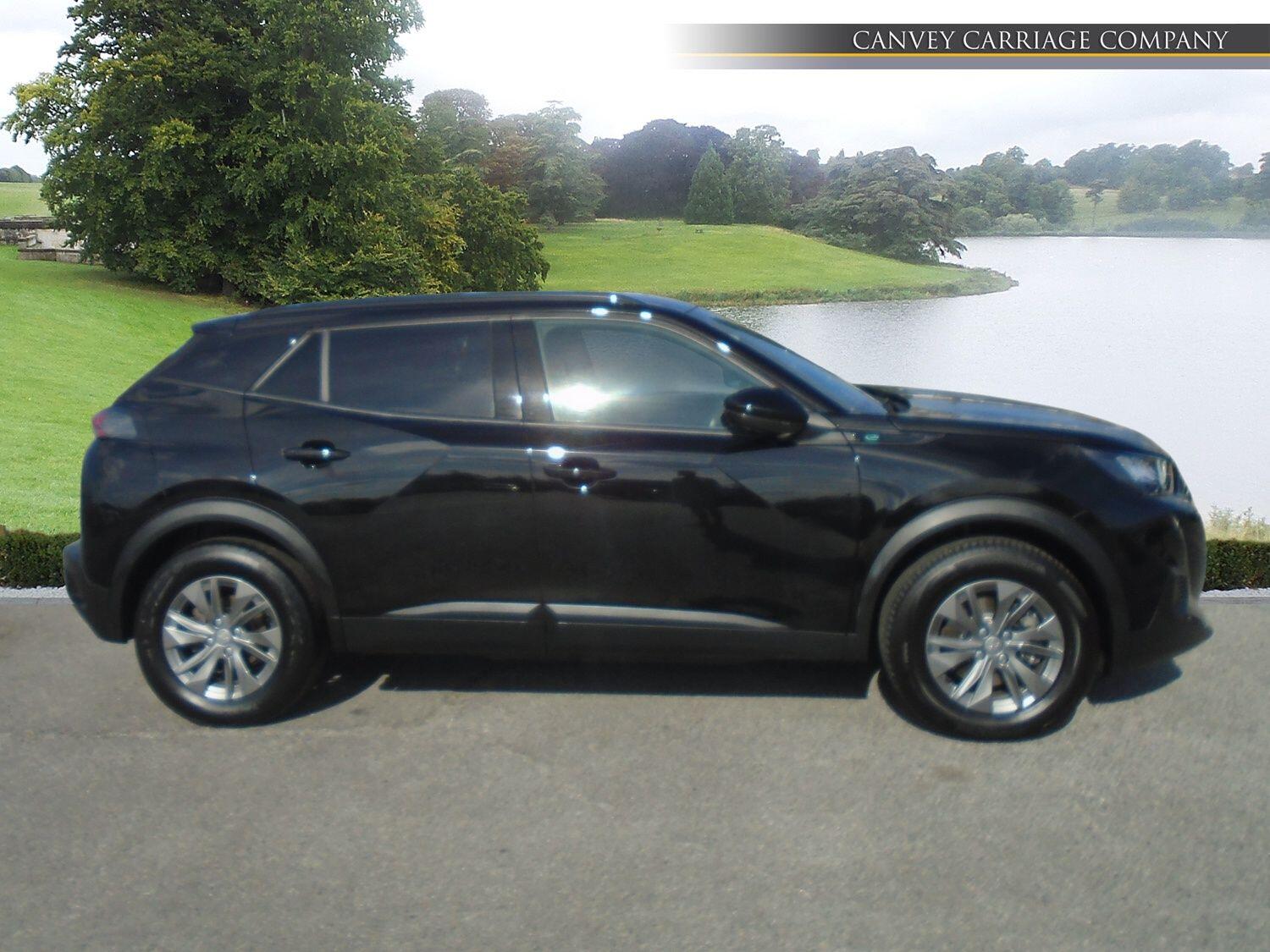 Peugeot E-2008 view 5