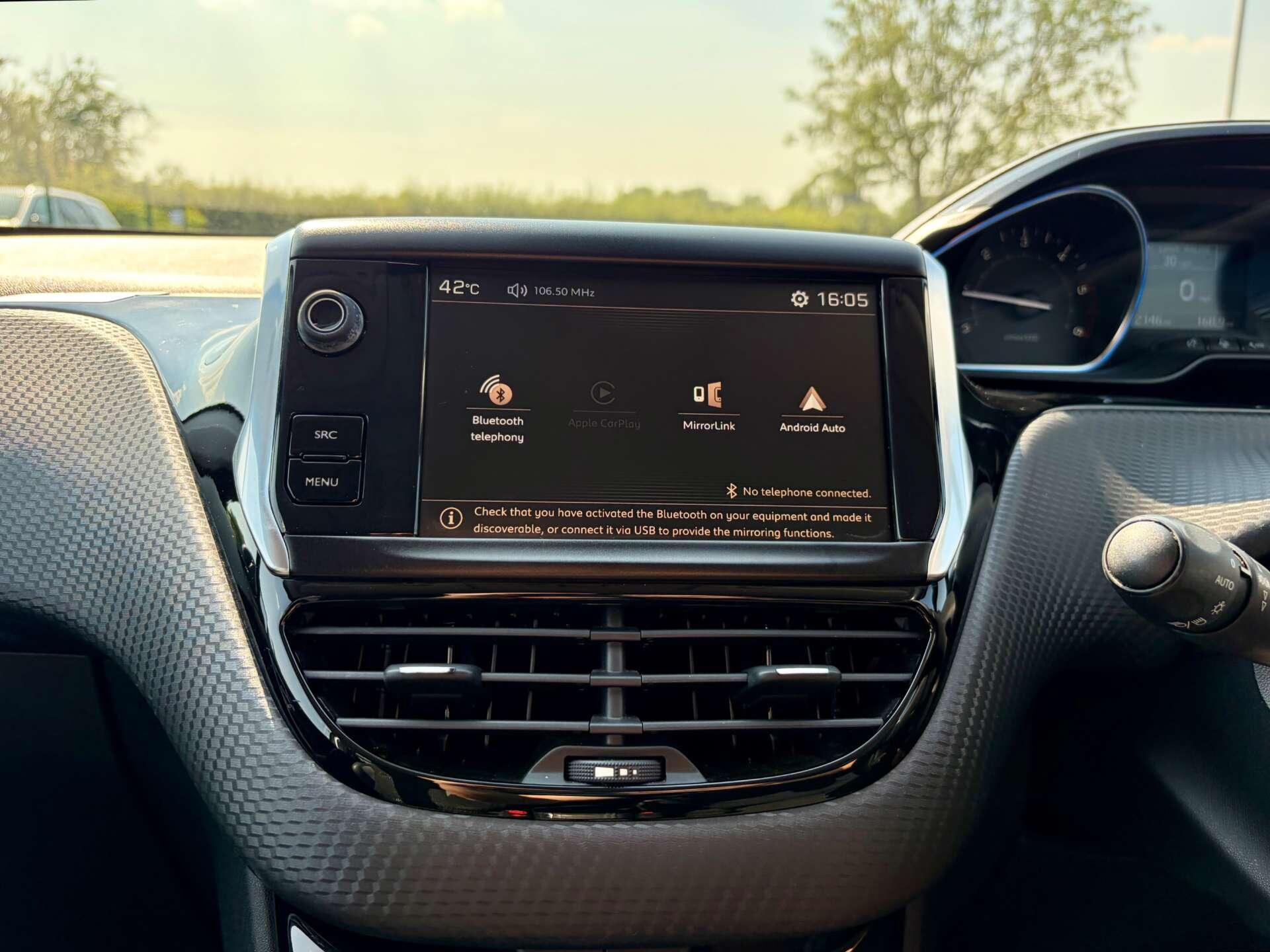 Peugeot 2008 view 42