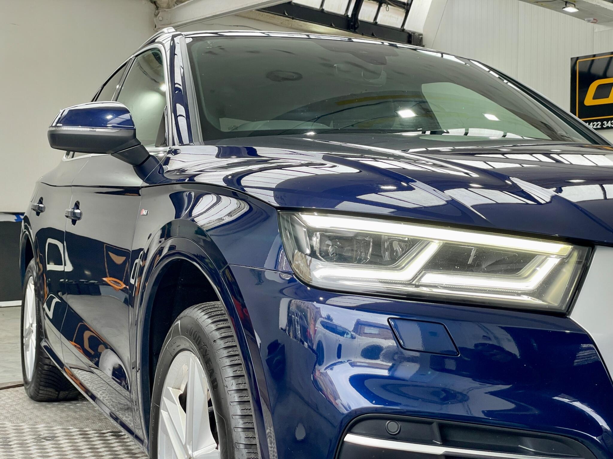 Audi Q5 view 15