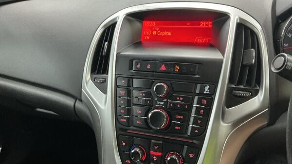 Vauxhall Astra view 12