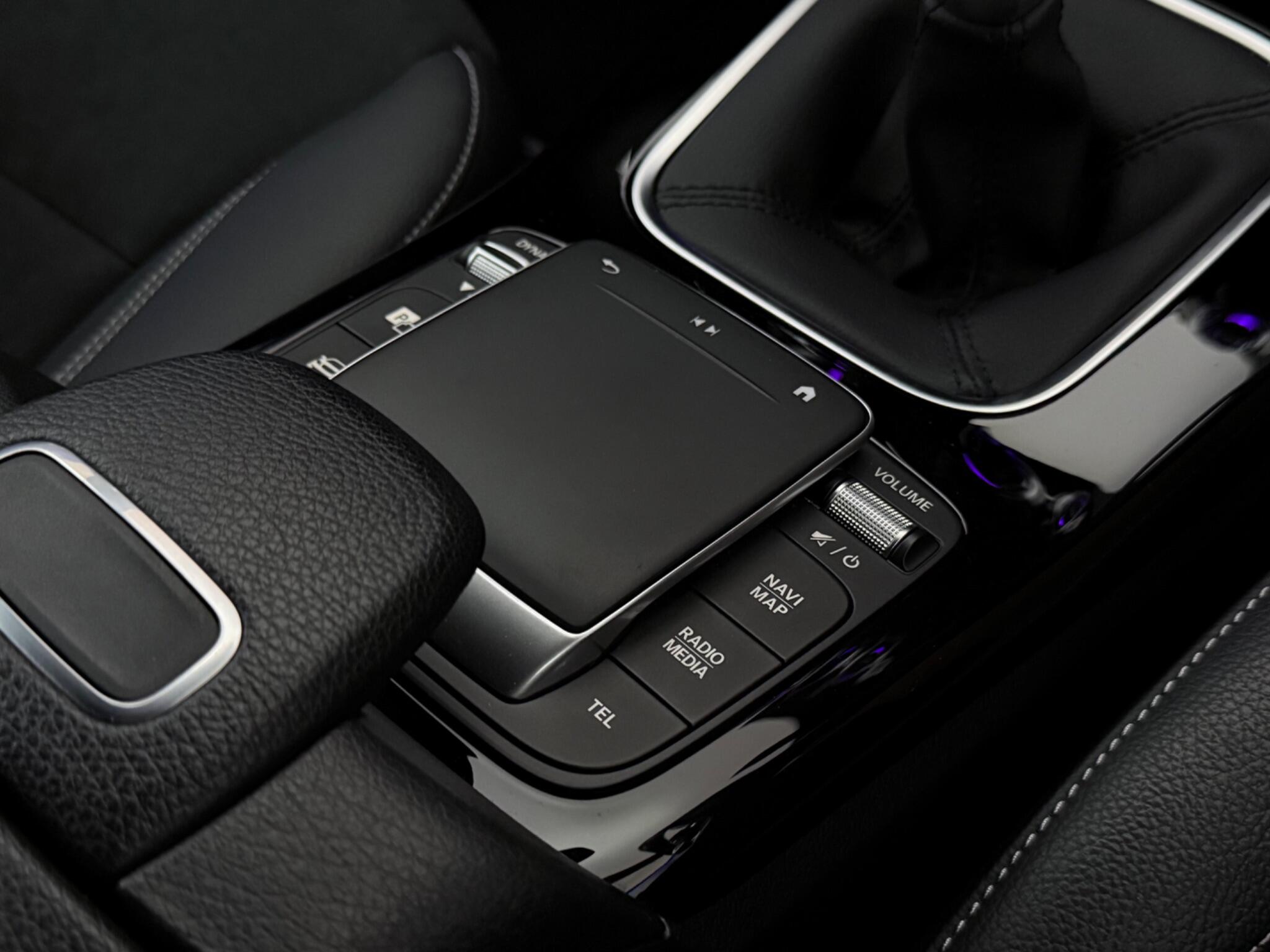 Mercedes-Benz A-Class view 23