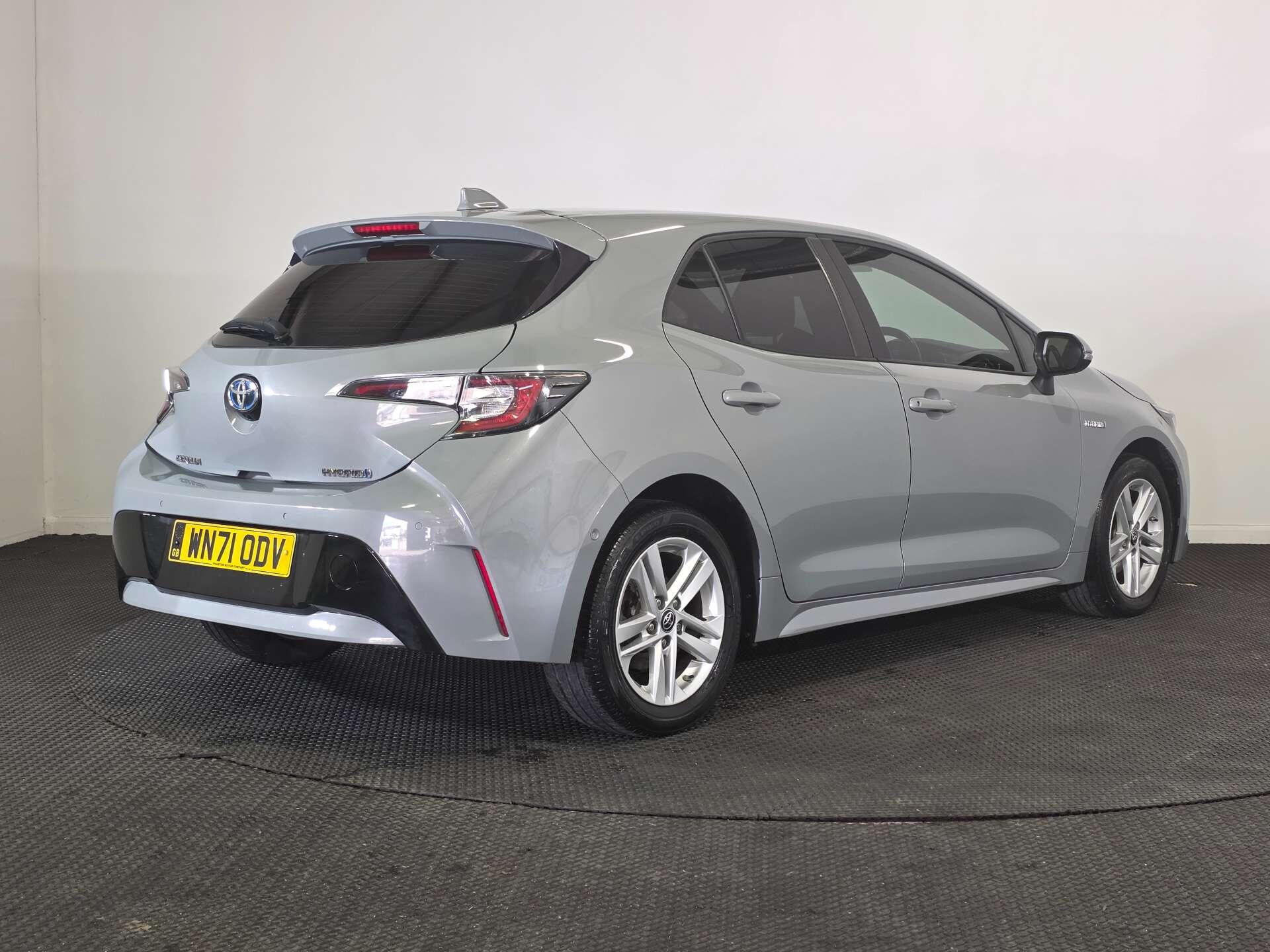 Toyota Corolla view 7