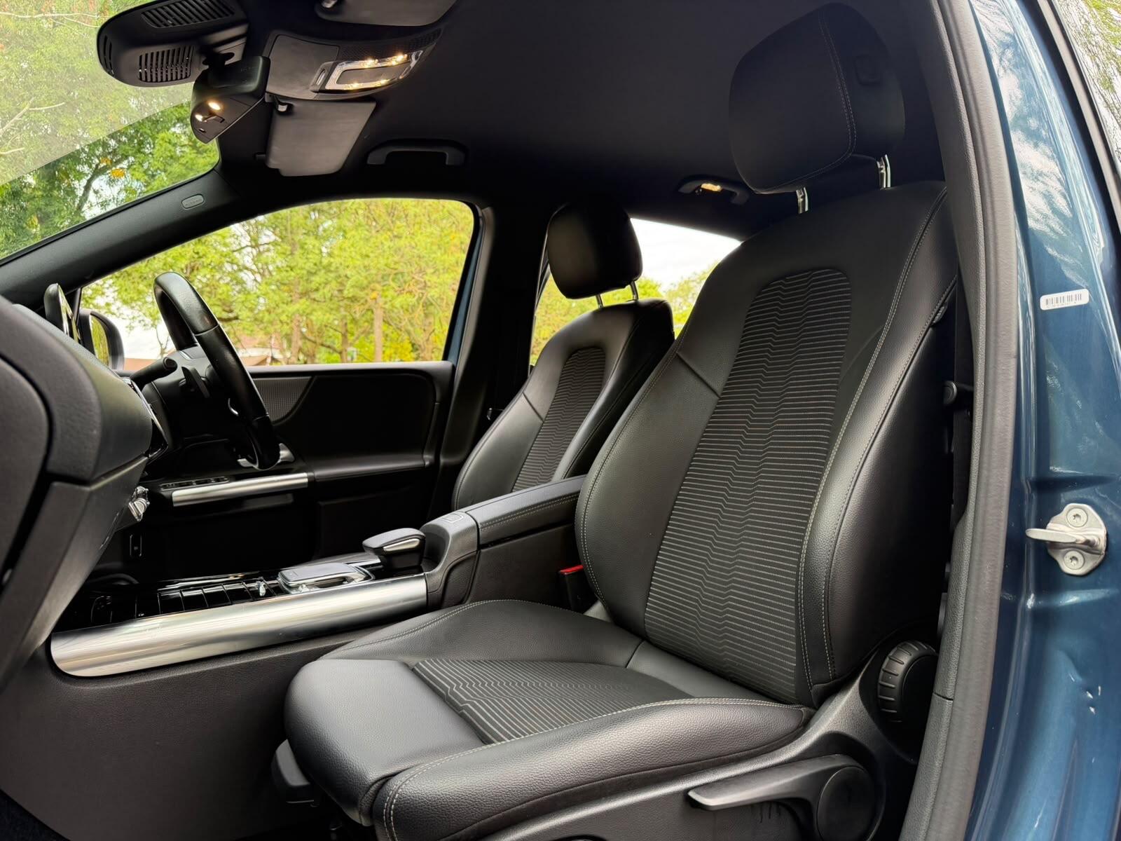 Mercedes-Benz B-Class view 12