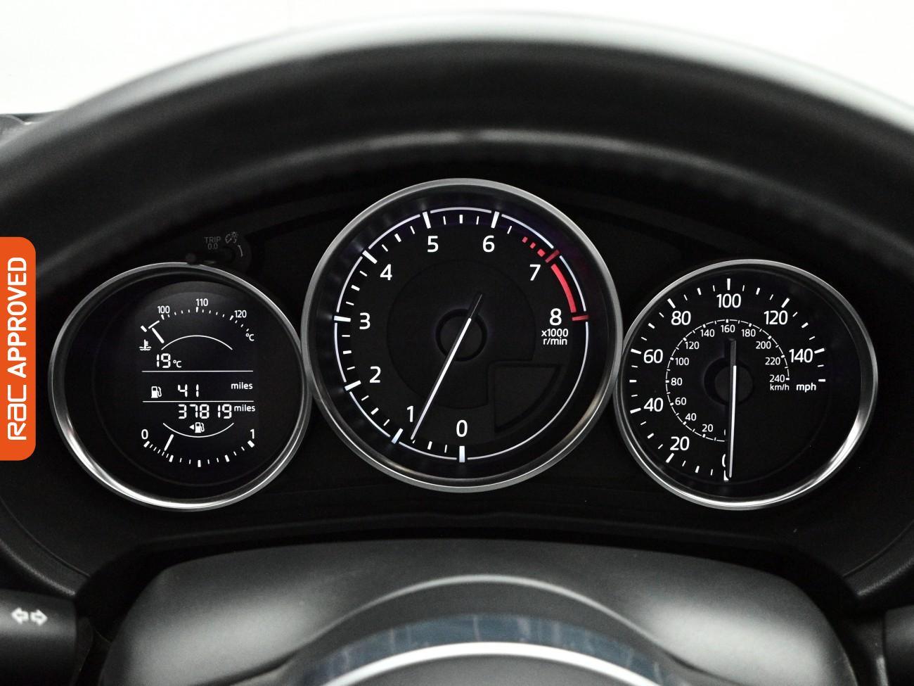 Mazda MX-5 view 11