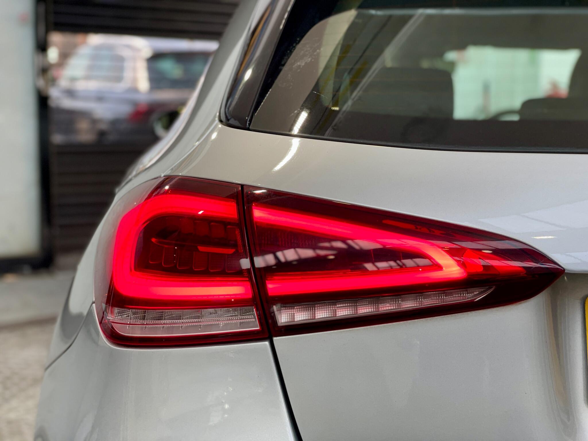 Mercedes-Benz A-Class view 23