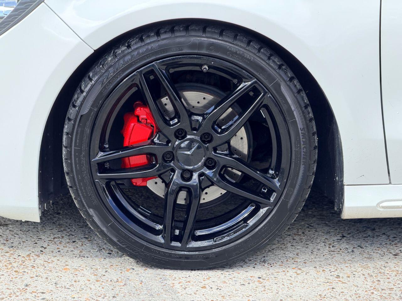 Mercedes-Benz Cla view 11