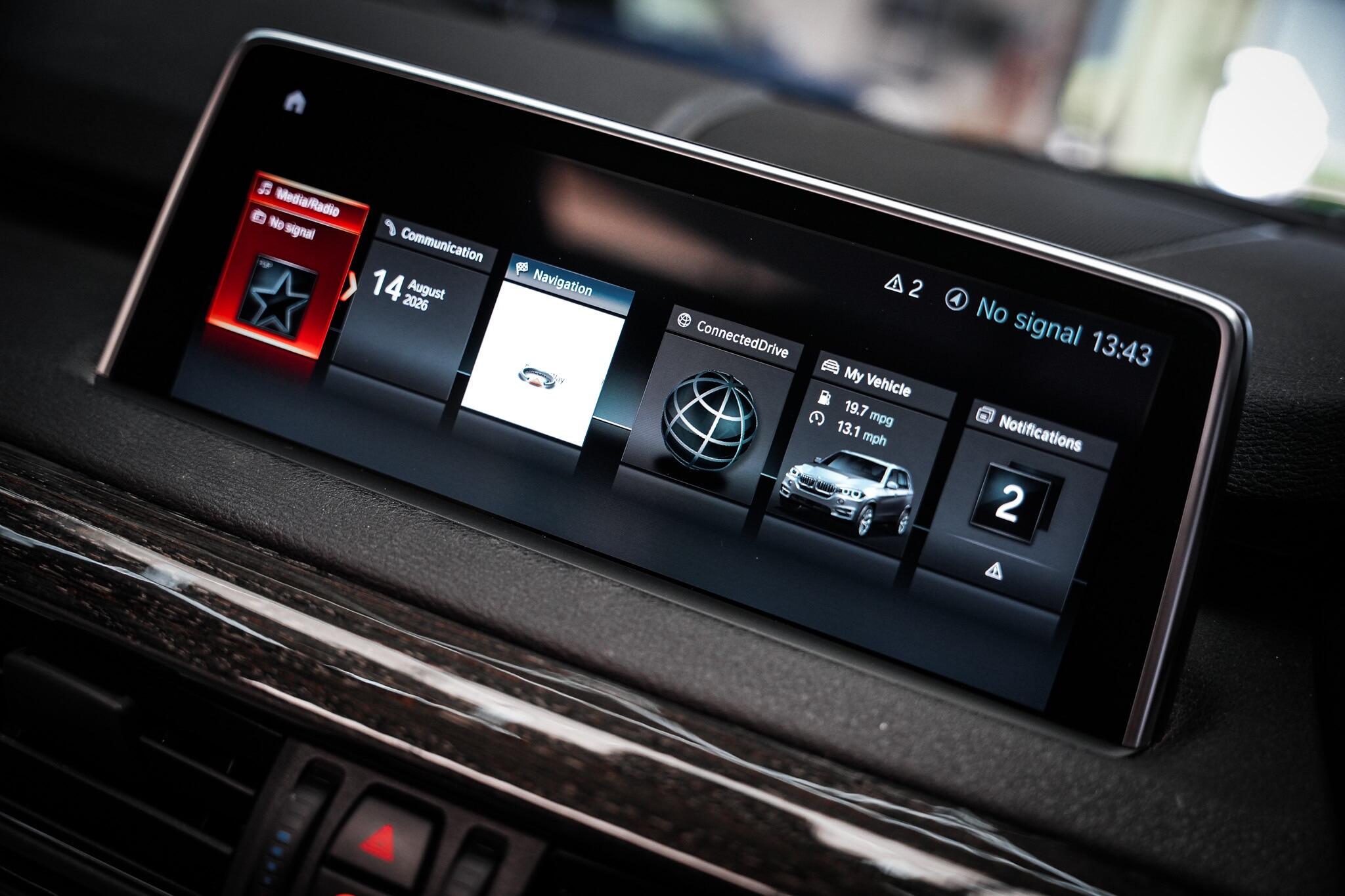 BMW X5 view 35