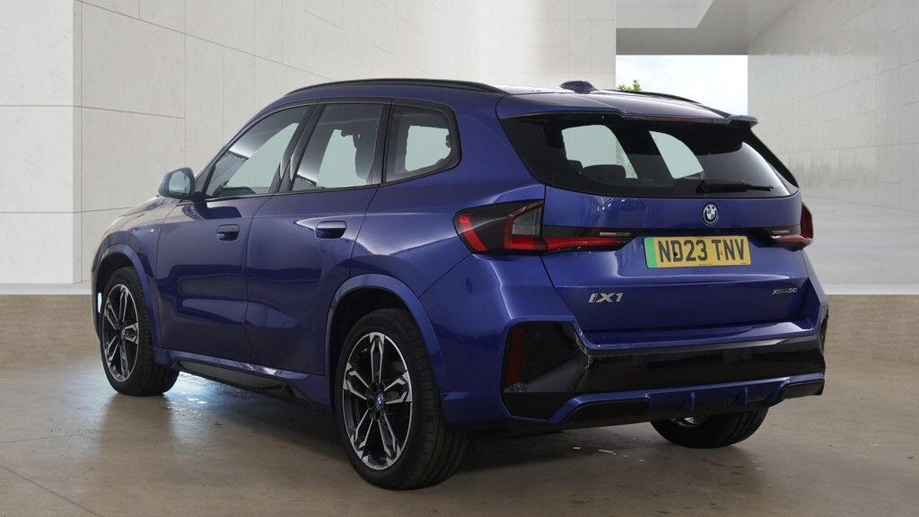 BMW Ix1 view 6