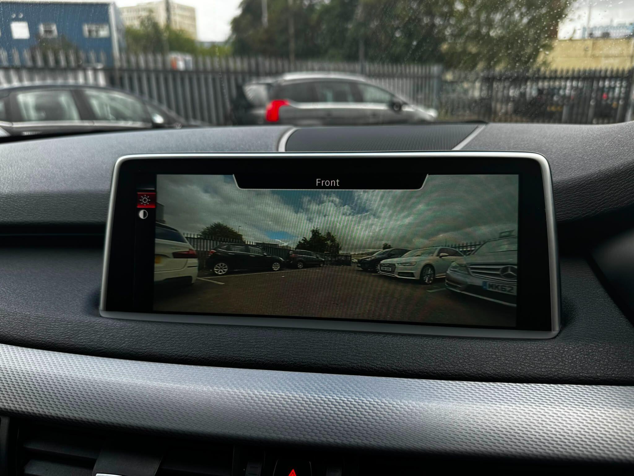 BMW X5 view 35