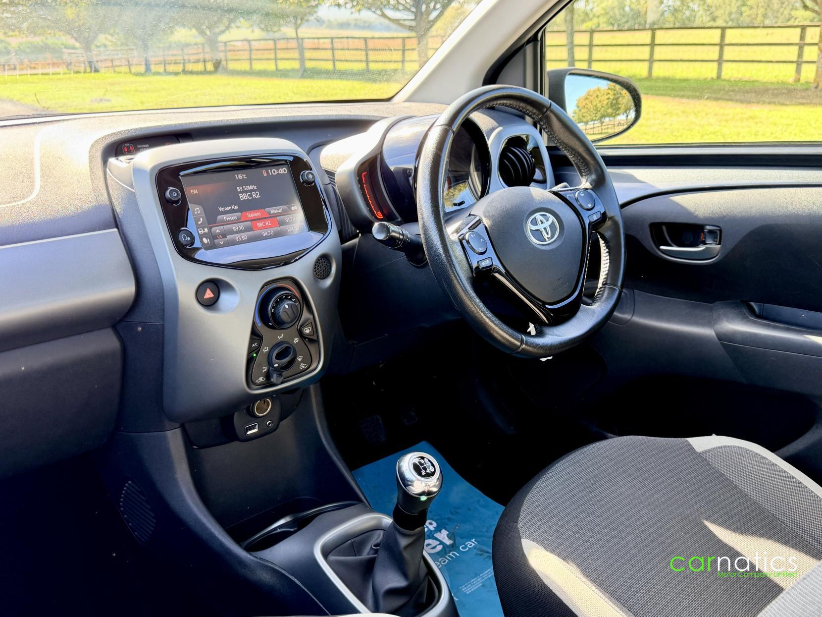 Toyota Aygo view 13