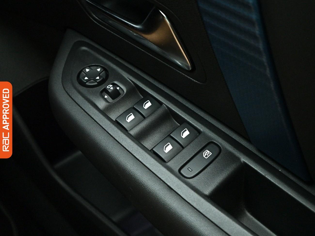 Citroen E-C4 view 28