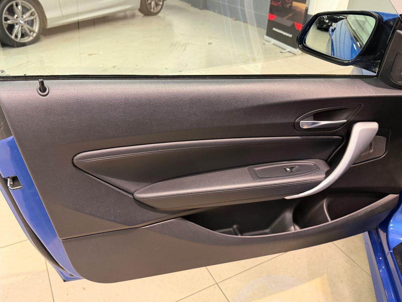 BMW 2 Series view 30