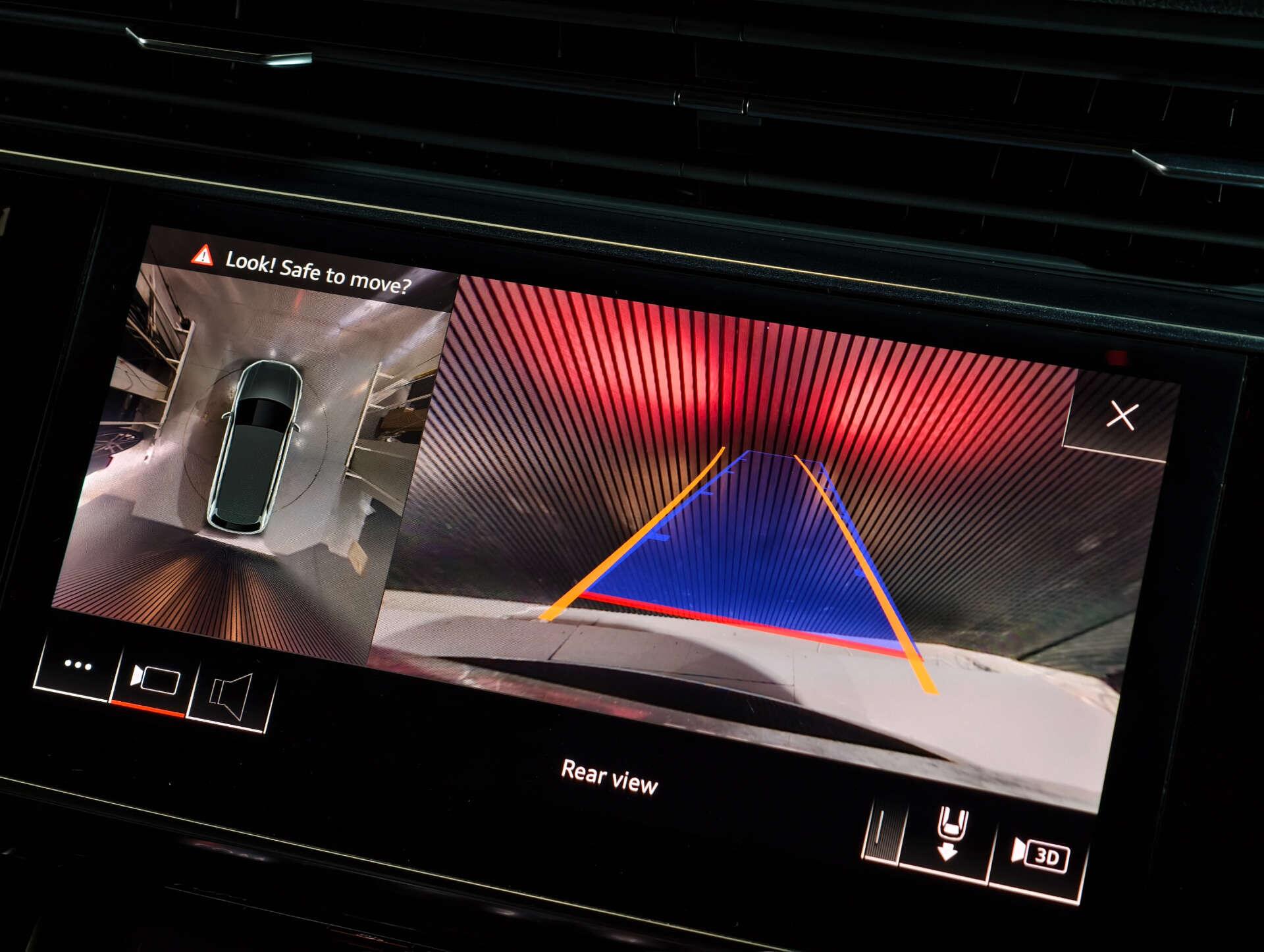 Audi Q7 view 42