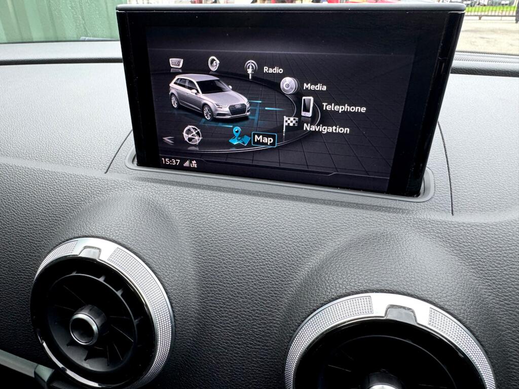 Audi A3 view 26