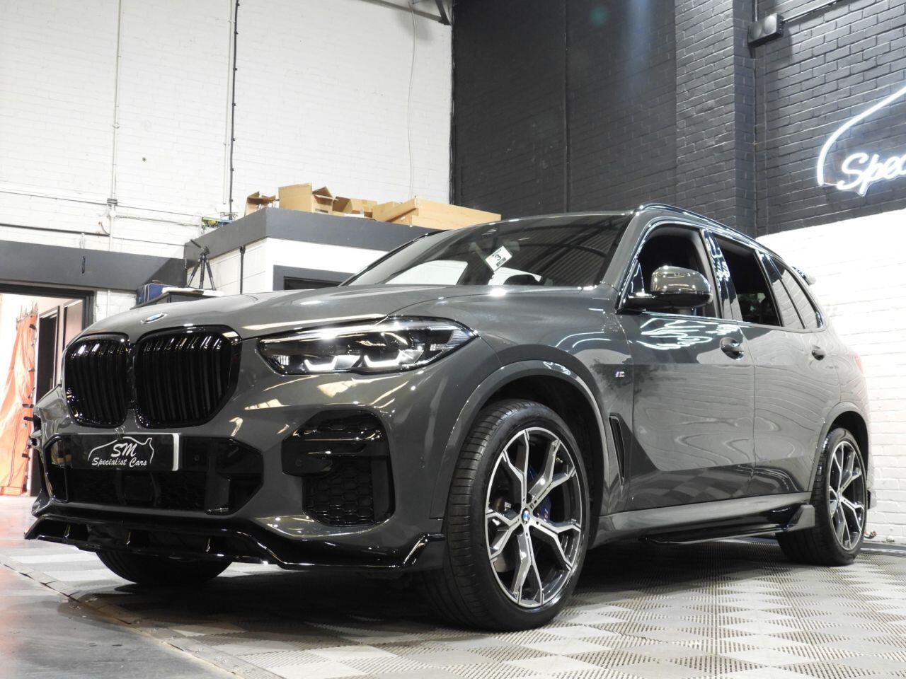 BMW X5 view 10