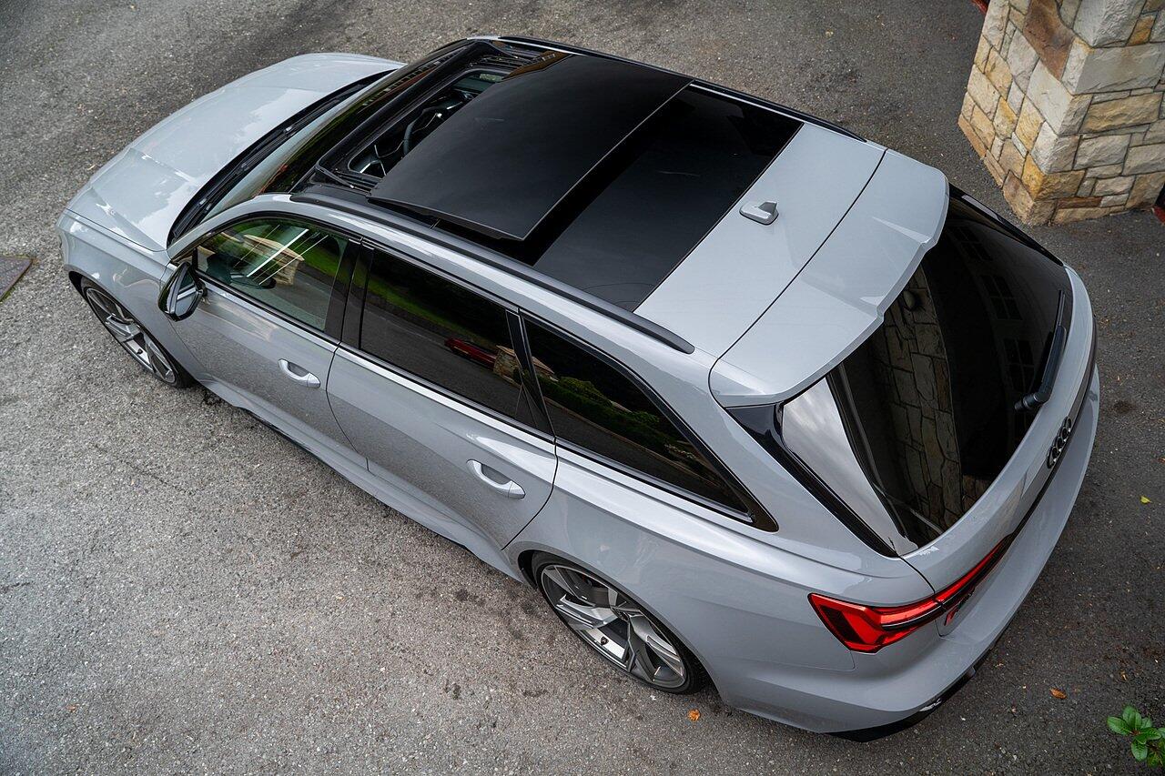 Audi RS6 view 41
