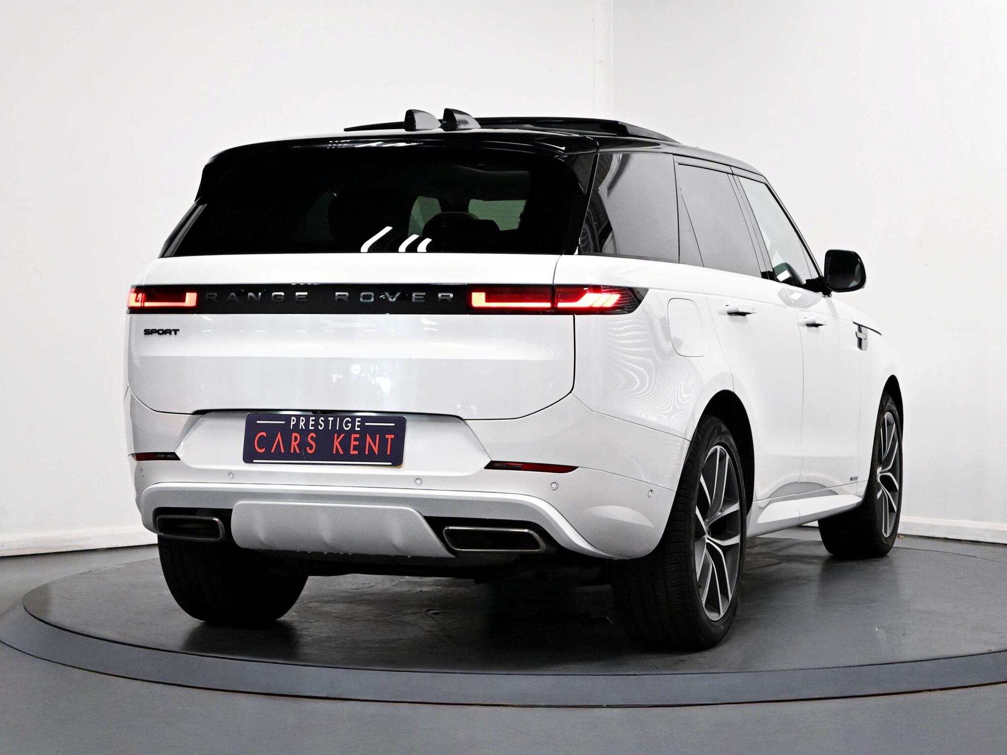 Land Rover Range Rover Sport view 26