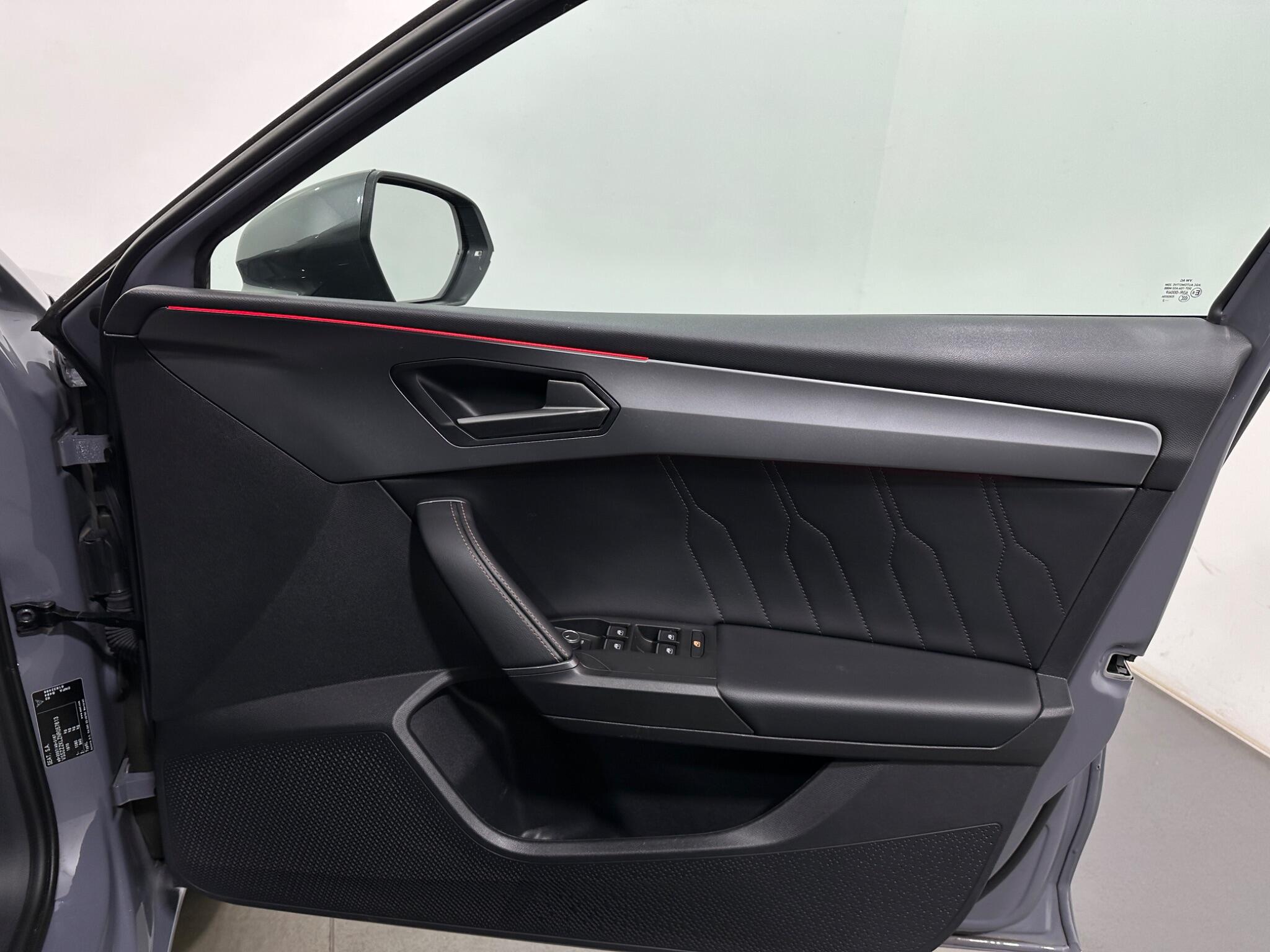 CUPRA Leon view 33