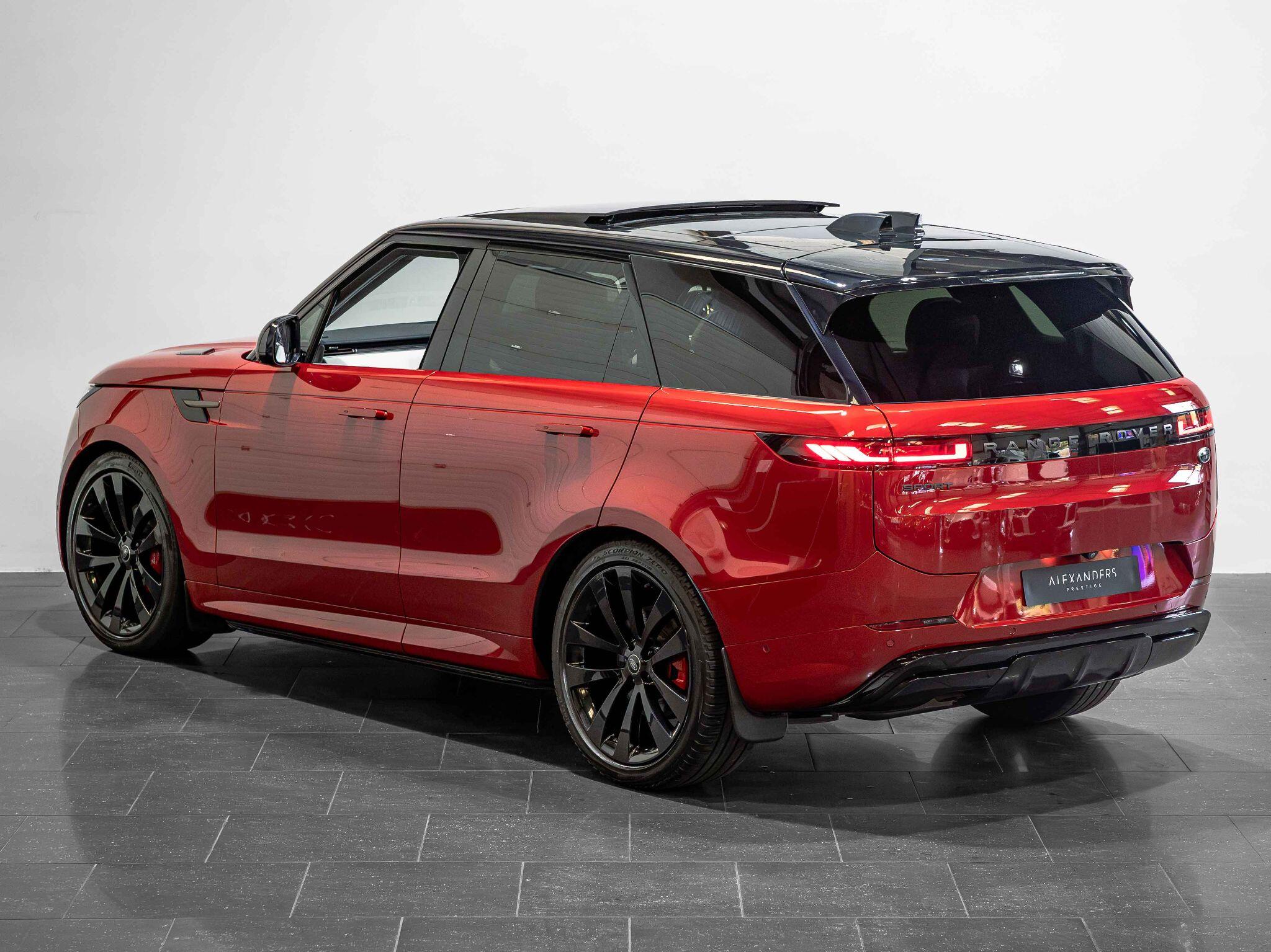 Land Rover Range Rover Sport view 5