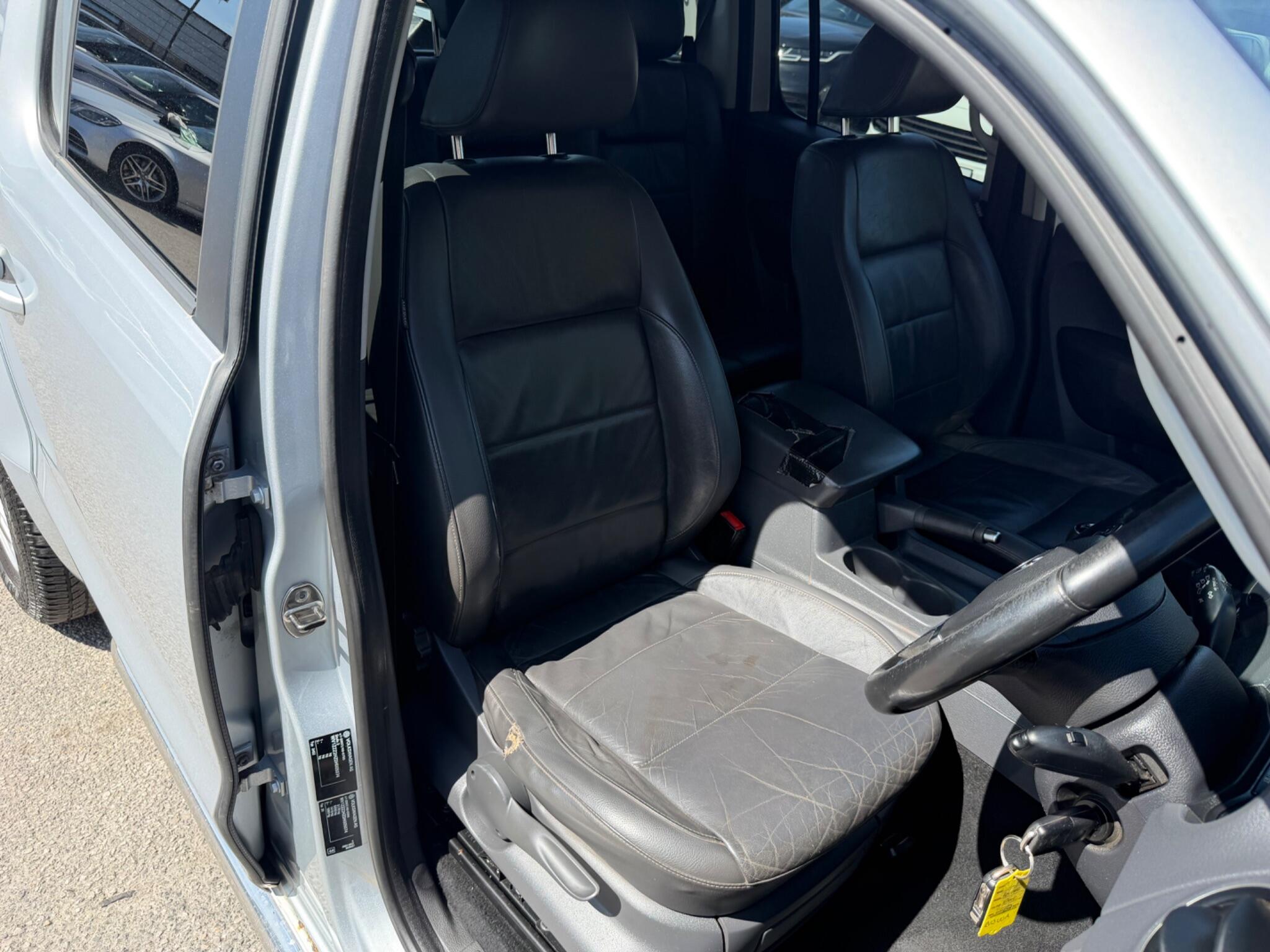 Volkswagen Amarok view 16
